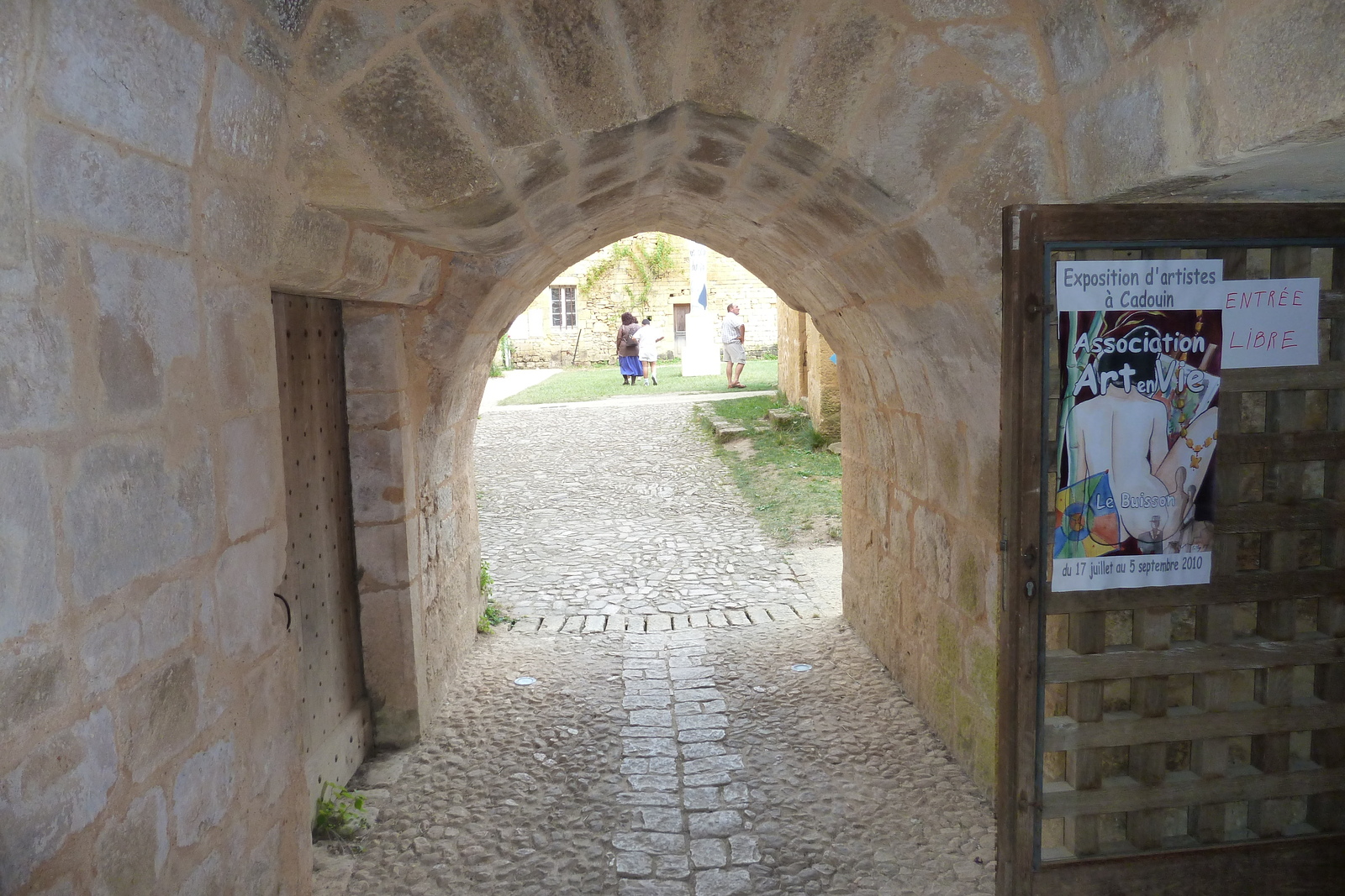 รูปถ่าย ฝรั่งเศส(France) กาดูแอ็ง(Cadouin) 2010-08 28