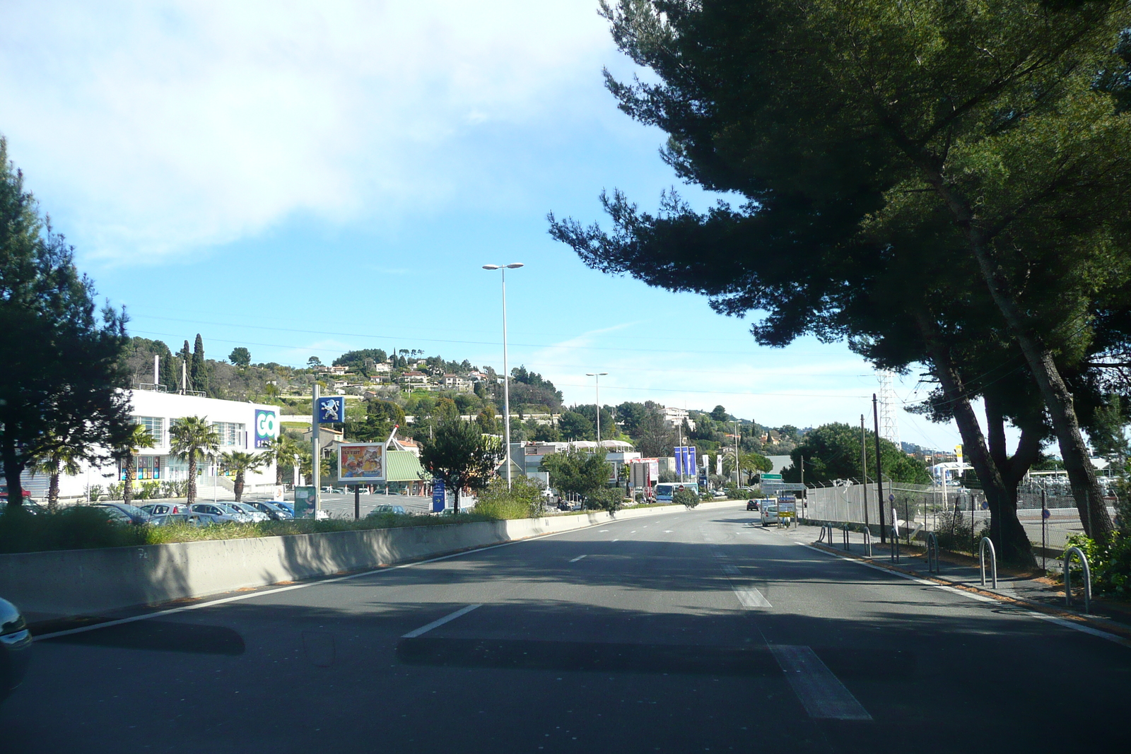 รูปถ่าย ฝรั่งเศส(France) คานส์(Cannes) ถนนดูก็องปง(Boulevard du Campon) 2008-03 11