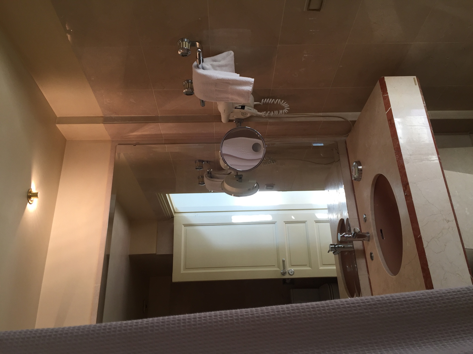 รูปถ่าย ฝรั่งเศส(France) โรงแรมชาโตเดอแบแล็งกลีซ(Chateau de Bellinglise Hotel) 2016-03 8