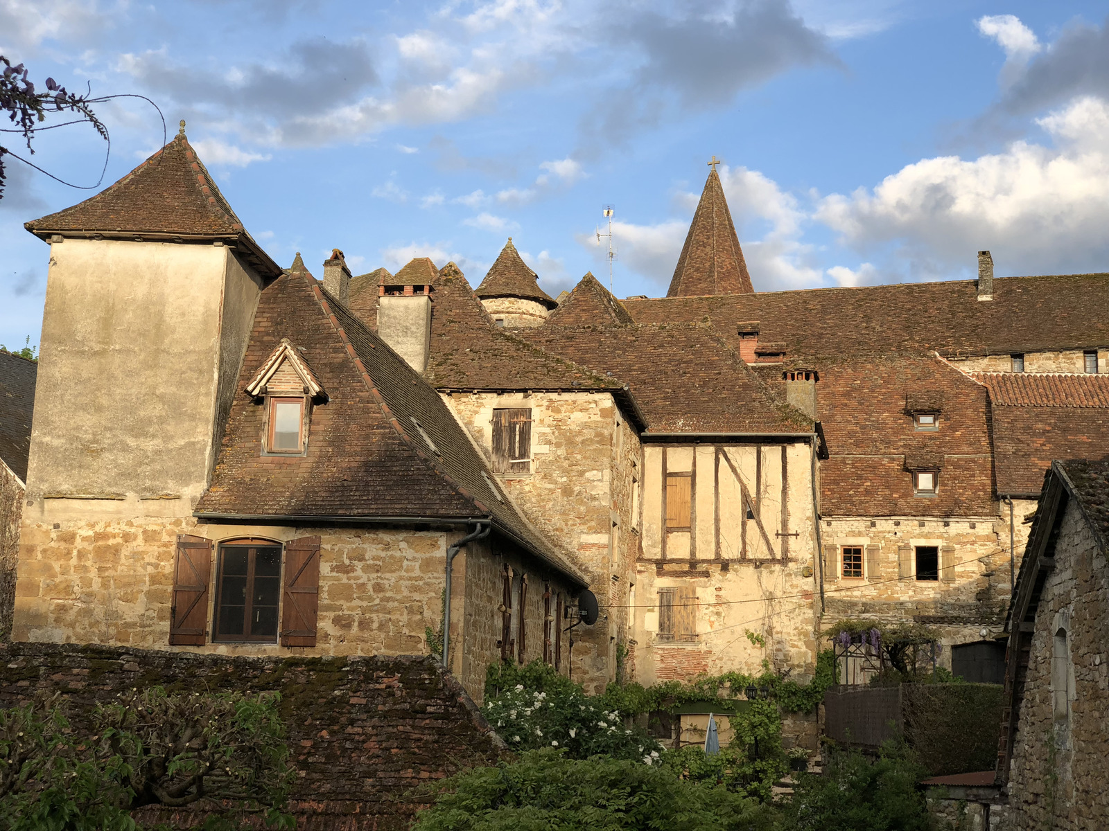 รูปถ่าย ฝรั่งเศส(France) กาเรนนัก(Carennac) 2018-04 52
