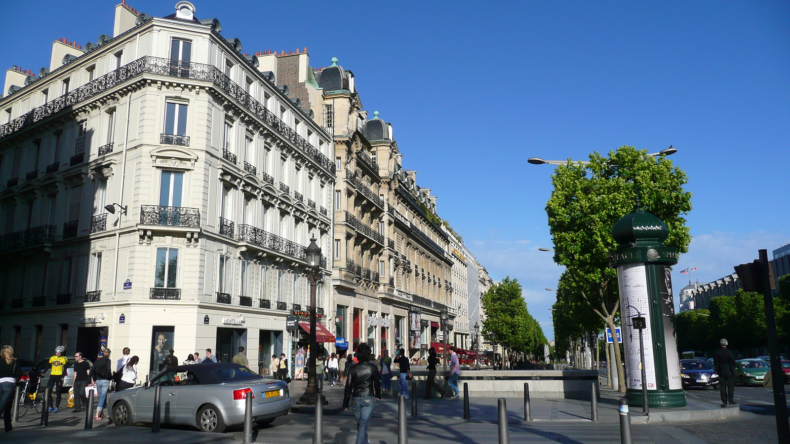 รูปถ่าย ฝรั่งเศส(France) ปารีส(Paris) ช็องเซลีเซ(Champs Elysees) 2007-04 9