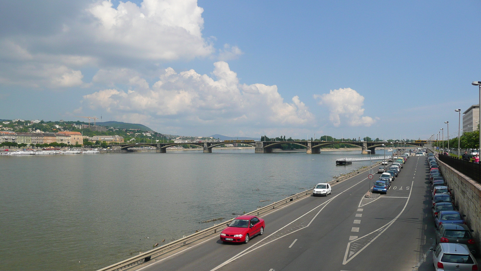 รูปถ่าย ฮังการี(Hungary) บูดาเปสต์(Budapest) ใจกลางบูดาเปสต์(Central Budapest) 2007-06 41