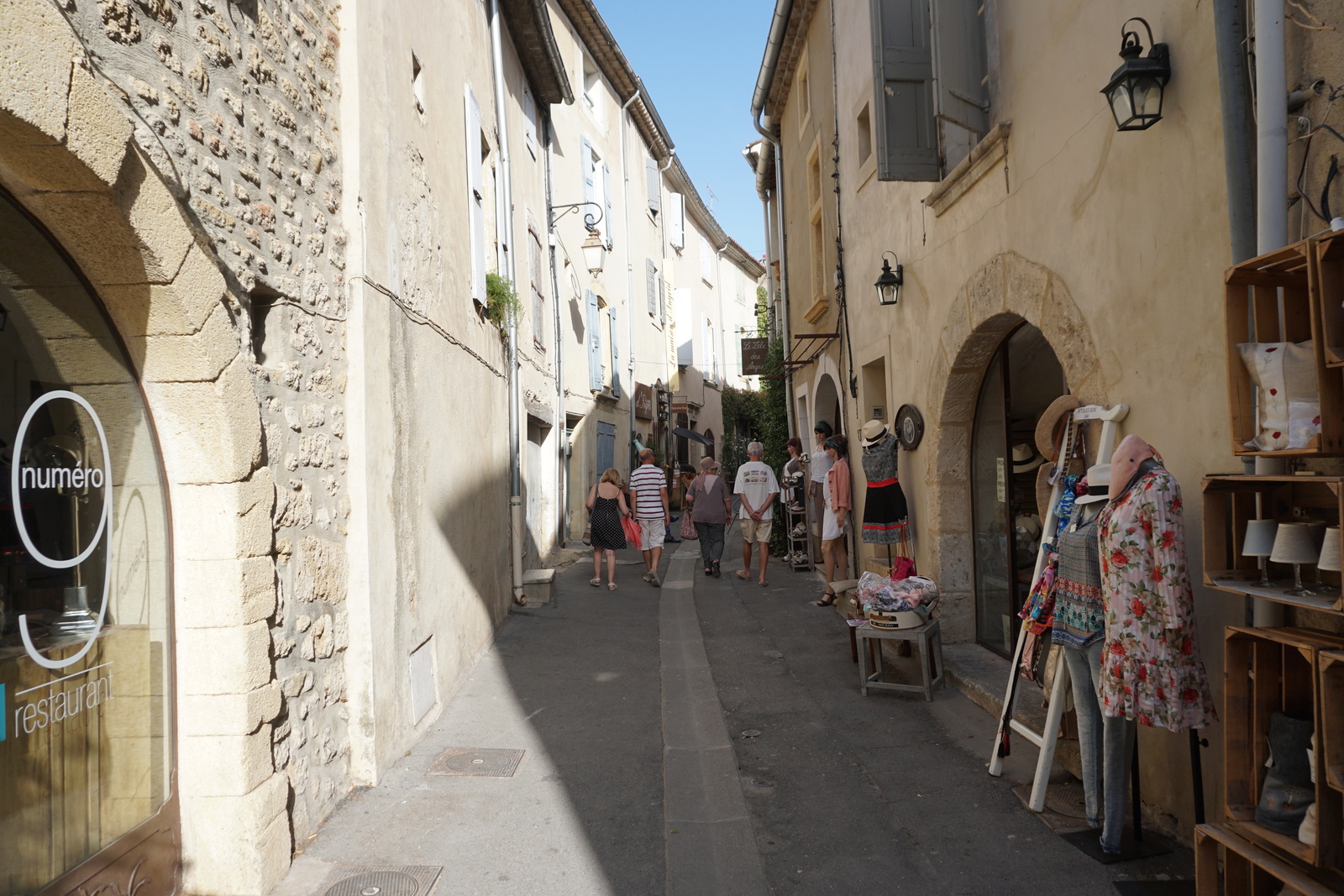 รูปถ่าย ฝรั่งเศส(France) ลูร์มาแร็ง(Lourmarin) 2017-08 21