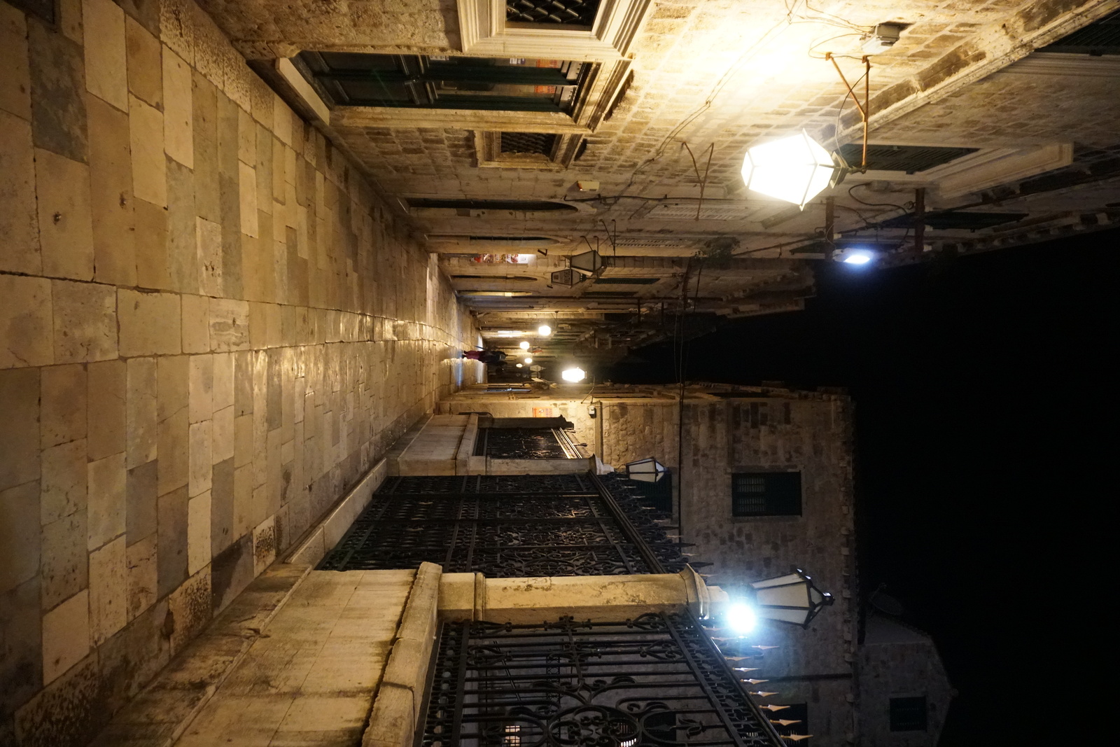 รูปถ่าย โครเอเชีย(Croatia) ดูบรอฟนิก(Dubrovnik) 2016-04 209
