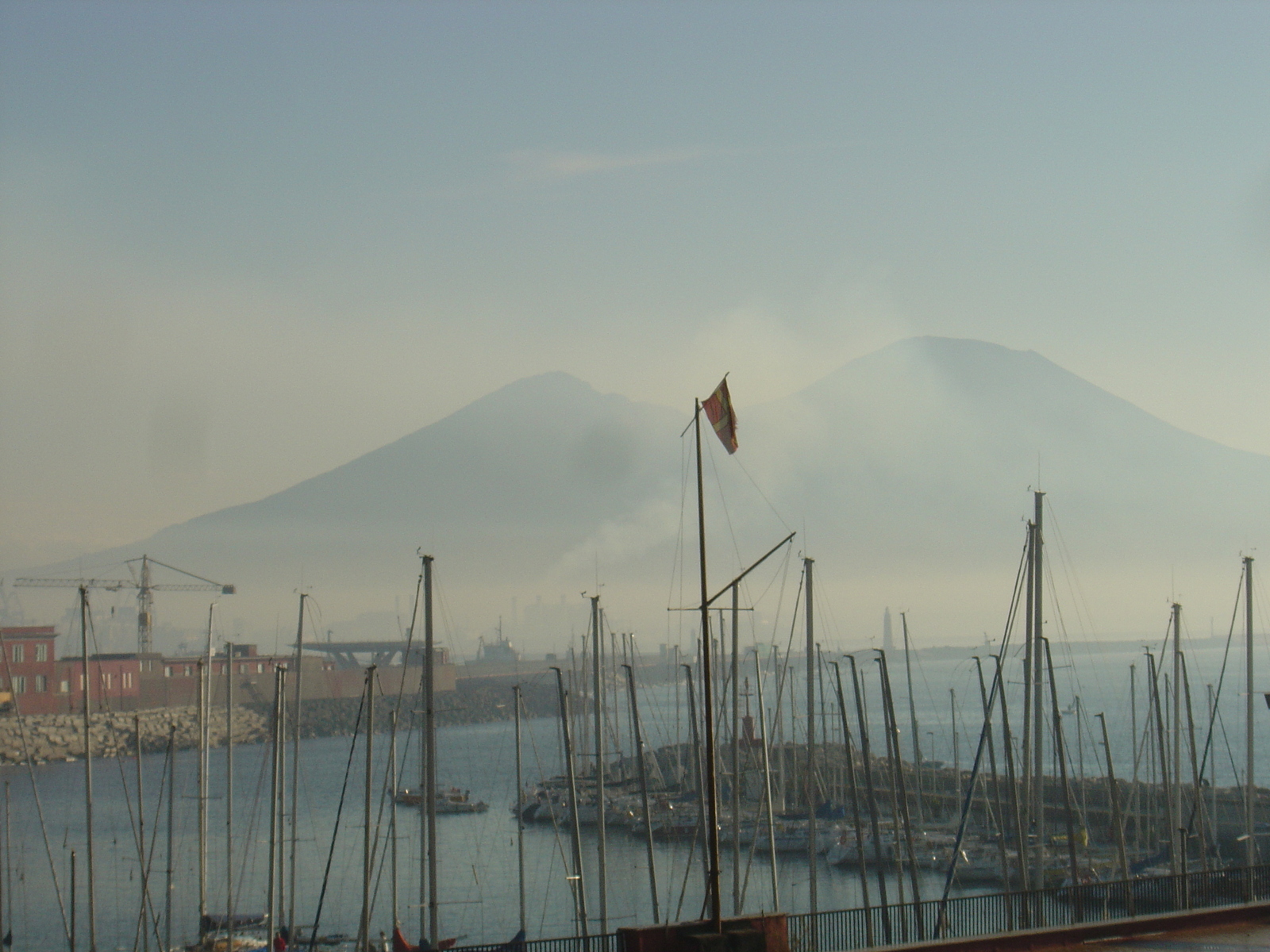 รูปถ่าย อิตาลี(Italy) นาโปลี(Naples) 2004-11 22
