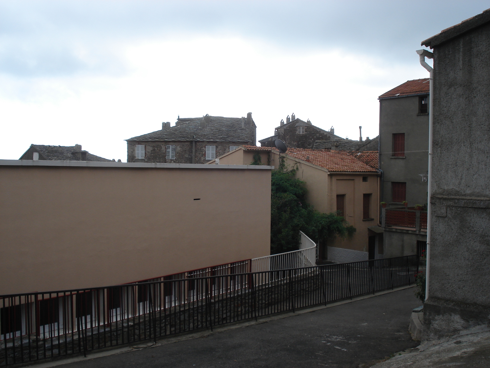รูปถ่าย ฝรั่งเศส(France) คอร์สิคา(Corsica) เชร์วีออน(Cervione) 2006-09 18