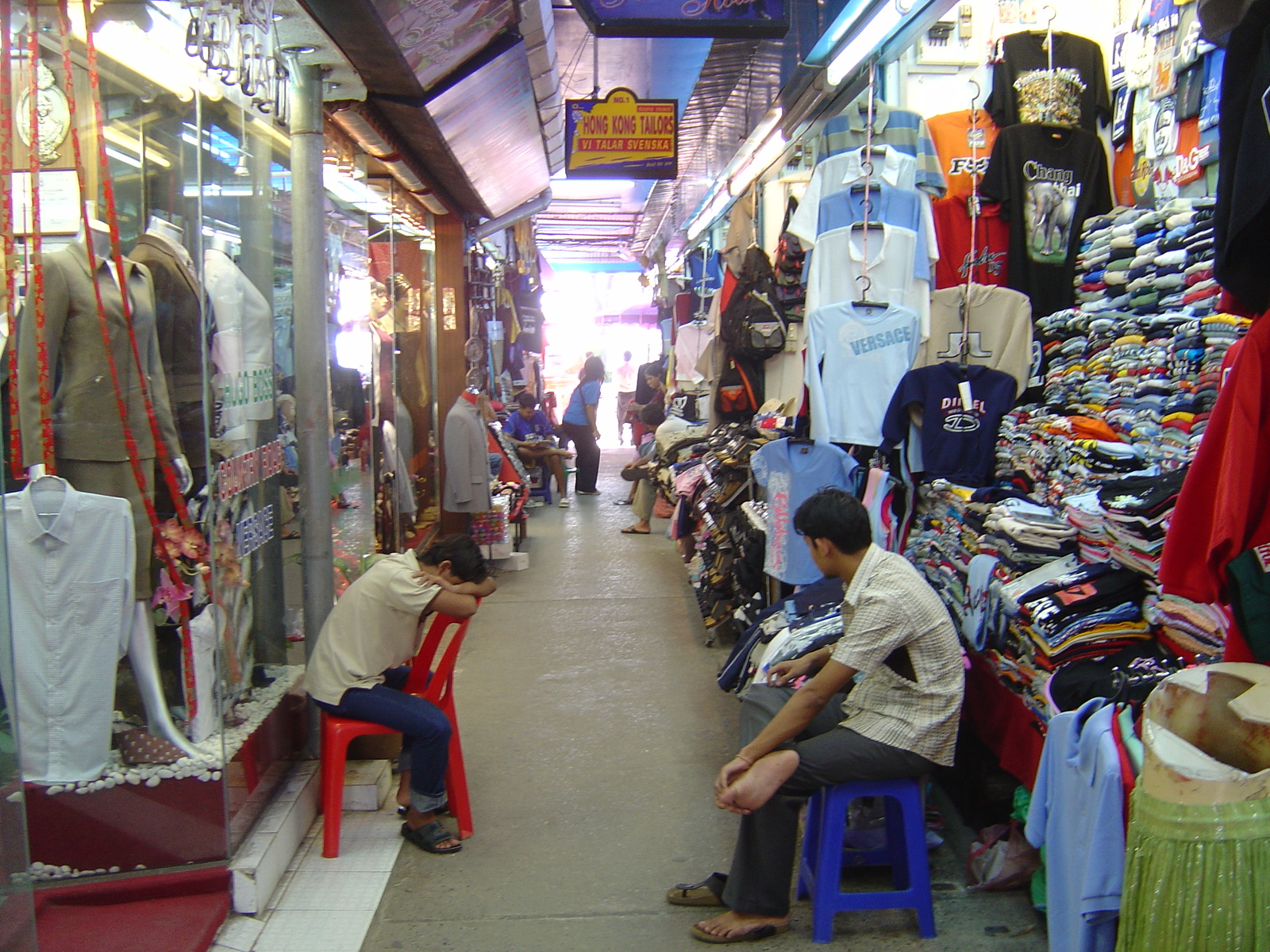 รูปถ่าย ไทย(Thailand) ภูเก็ต(Phuket) ป่าตอง(Patong) ซอยเก็บทรัพย์(Soi Kepsup) 2005-12 4