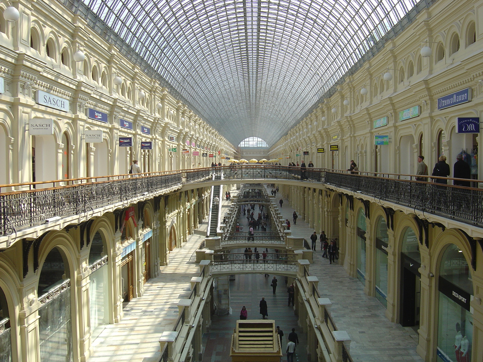 รูปถ่าย รัสเซีย(Russia) มอสโก(Moscow) จตุรัสแดง(Red Square) 2005-04 14