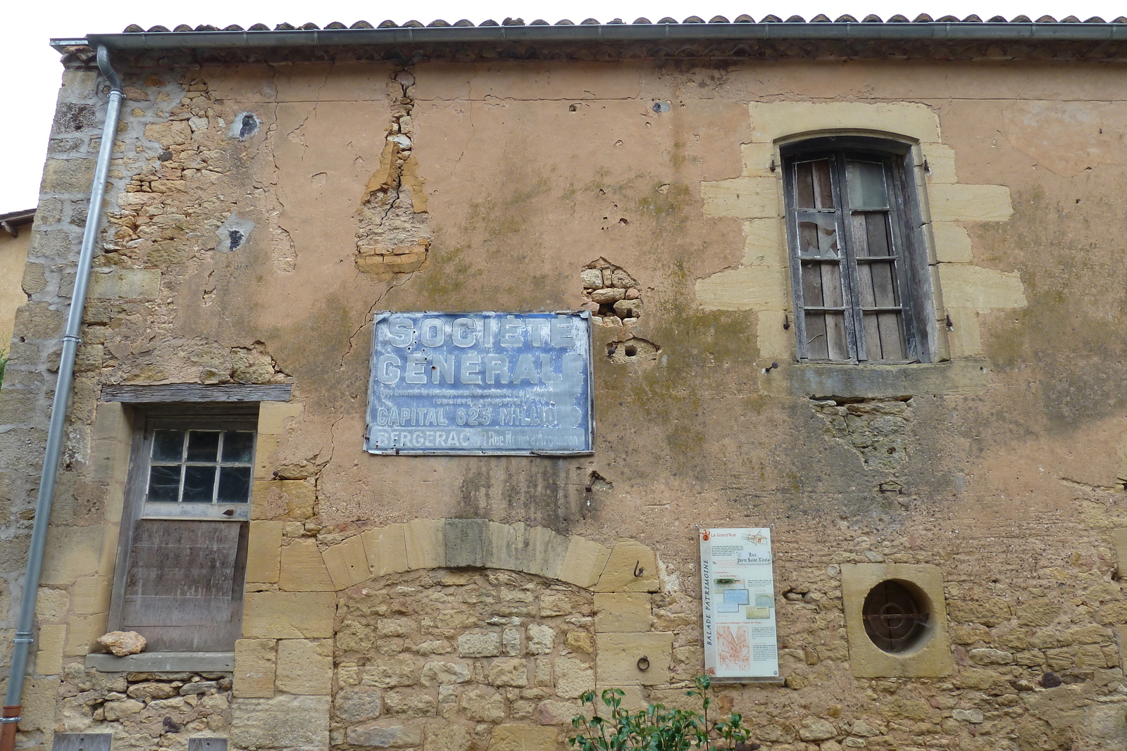 รูปถ่าย ฝรั่งเศส(France) กาดูแอ็ง(Cadouin) 2010-08 5