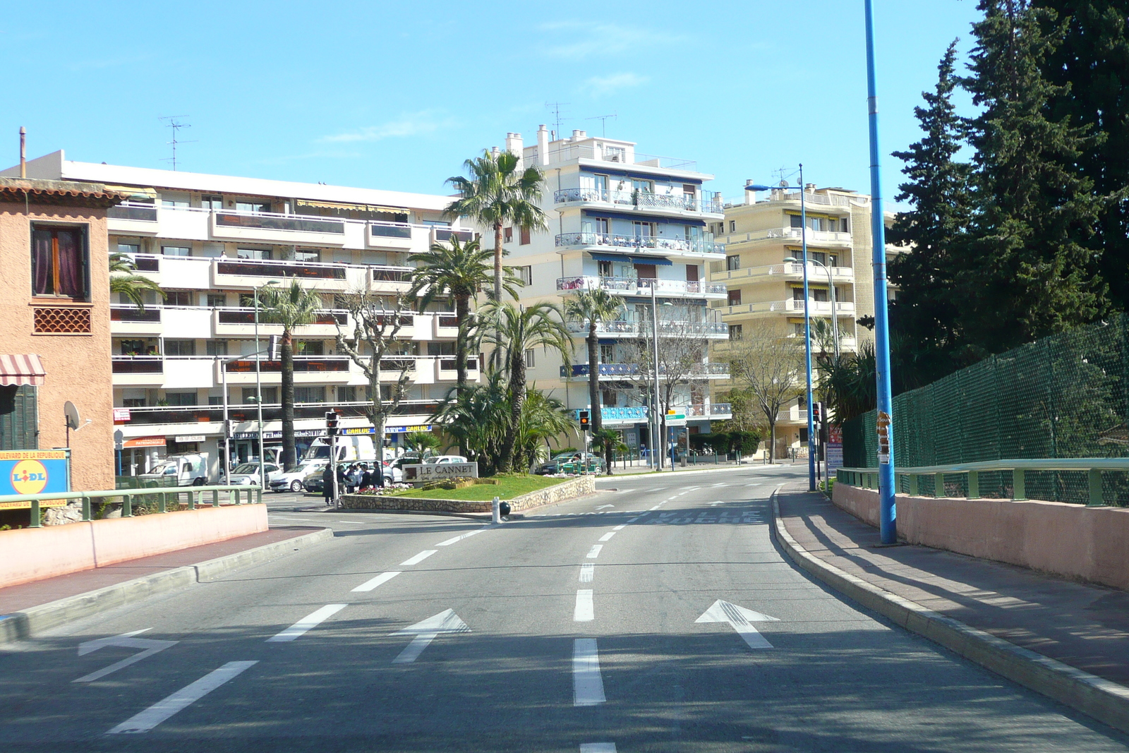 รูปถ่าย ฝรั่งเศส(France) คานส์(Cannes) ถนนดูก็องปง(Boulevard du Campon) 2008-03 0