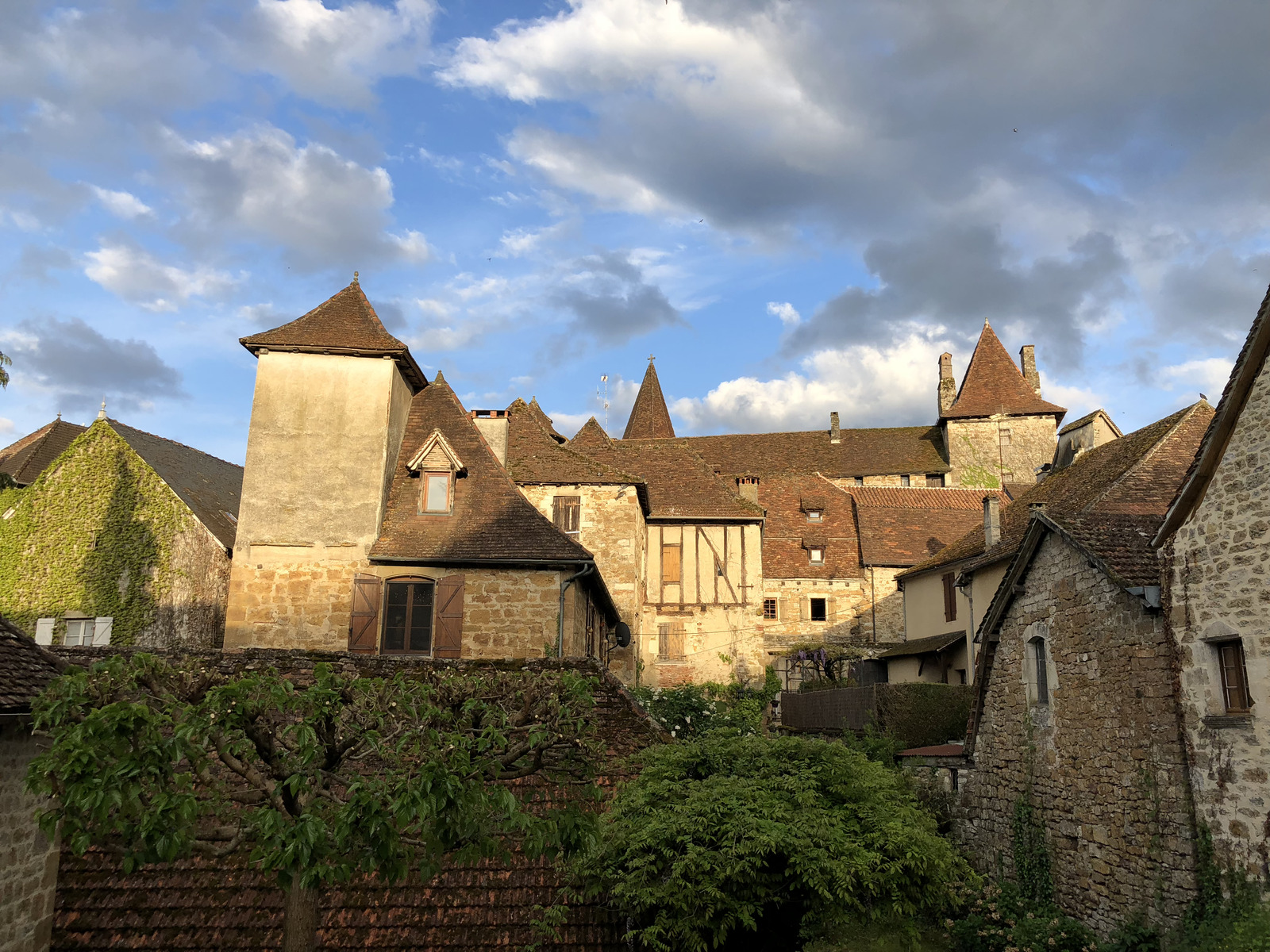 รูปถ่าย ฝรั่งเศส(France) กาเรนนัก(Carennac) 2018-04 88