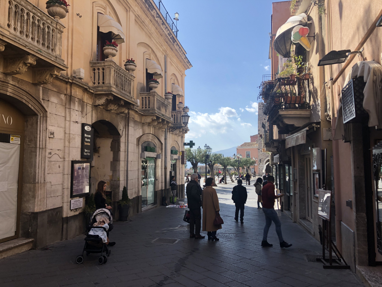 รูปถ่าย อิตาลี(Italy) ซิซิลี(Sicily) ตาออร์มีนา(Taormina) 2020-02 39