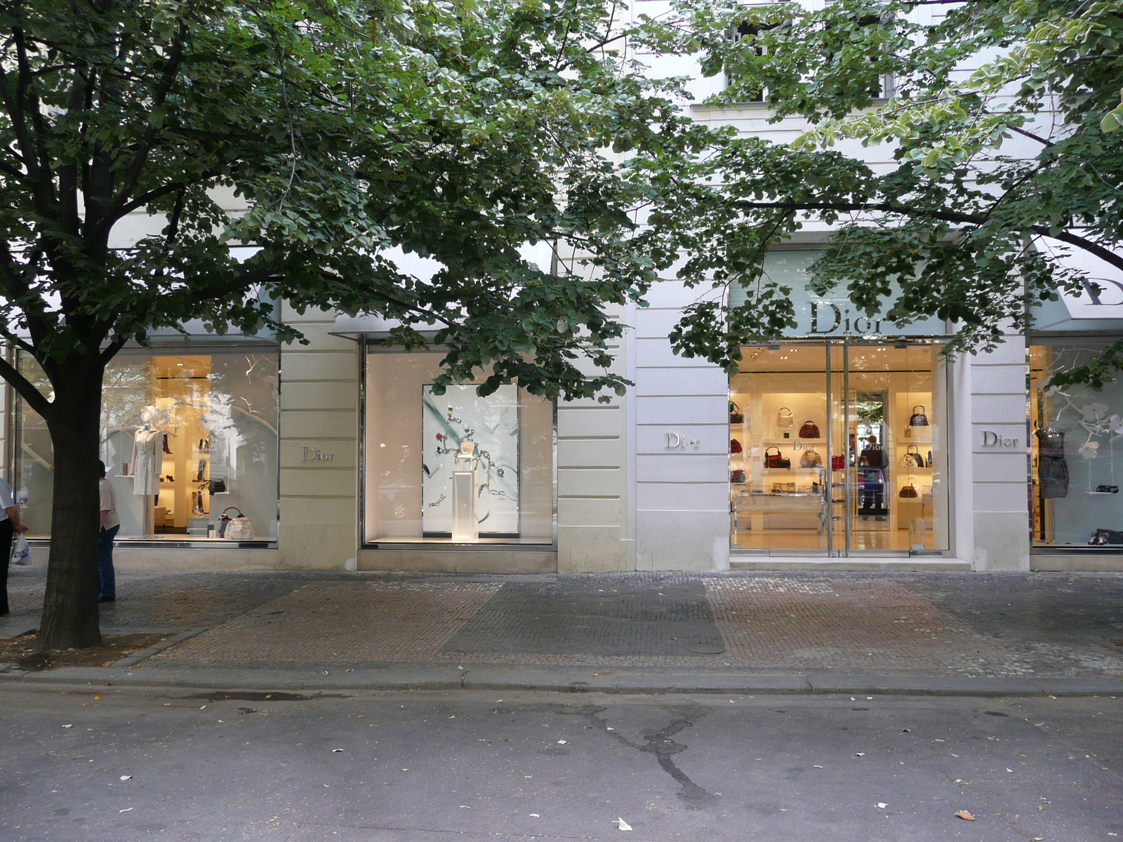 รูปถ่าย สาธารณรัฐเช็ก(Czech Republic) ปราก(Prague) ปารีซสกา(Parizska) 2007-07 43