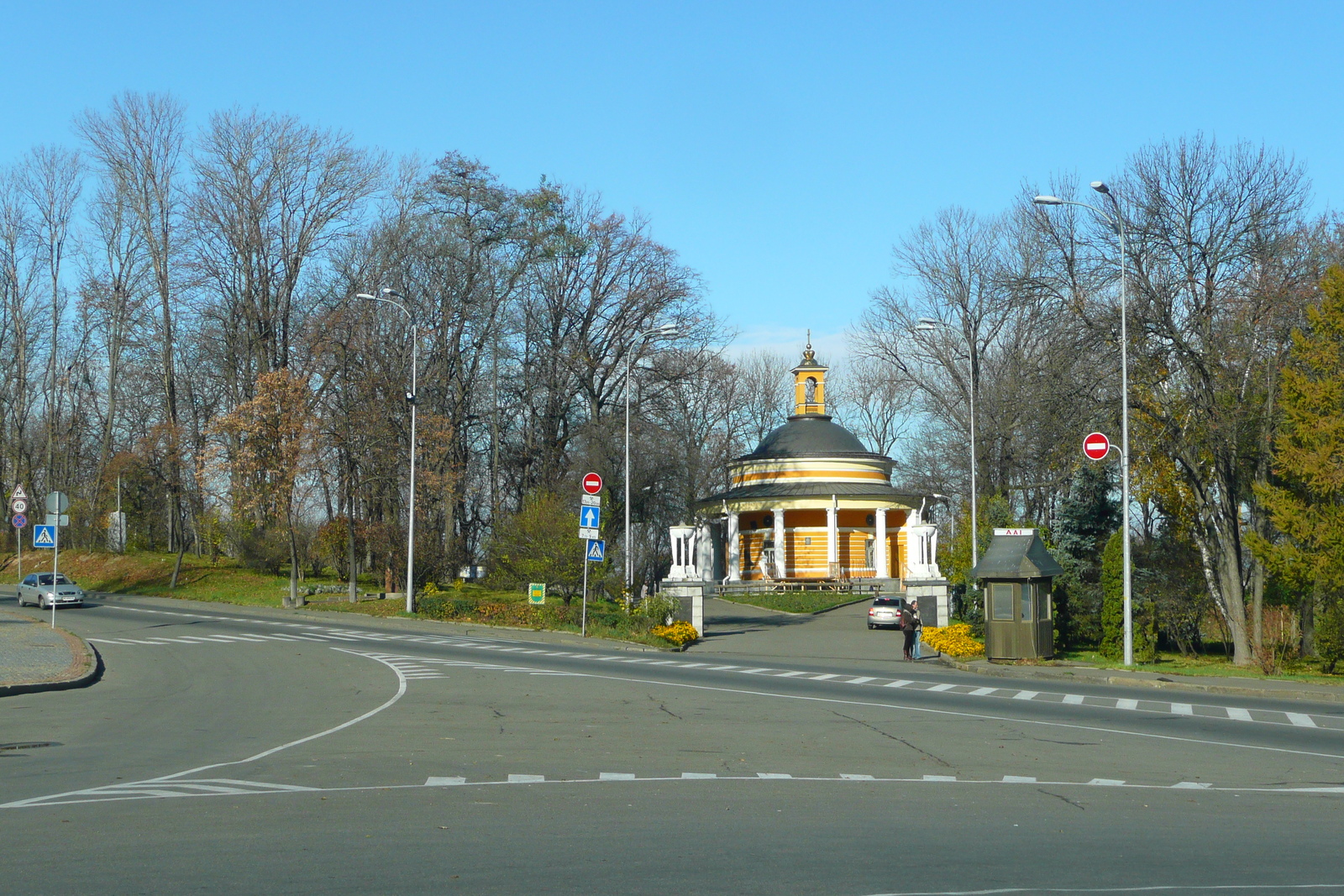 รูปถ่าย ยูเครน(Ukraine) เคียฟ(Kiev) เปเชิชค์.(Pechersk) 2007-11 16