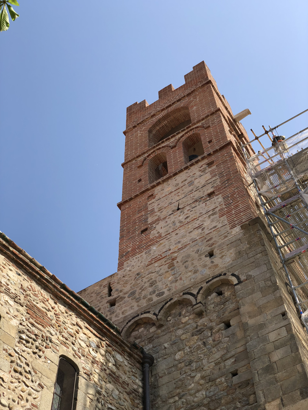 รูปถ่าย ฝรั่งเศส(France) แอลน์(Elne) 2018-04 2