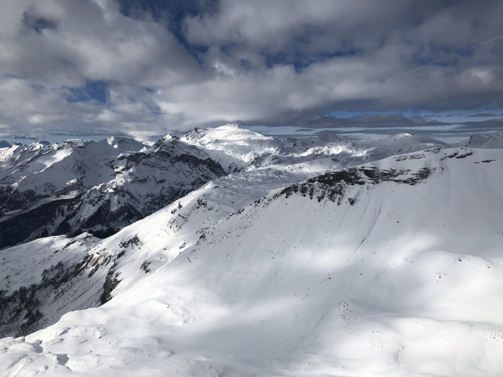 รูปถ่าย สวิสเซอร์แลนด์(Switzerland) ครองส์-มงตานา(Crans Montana) 2020-12 143