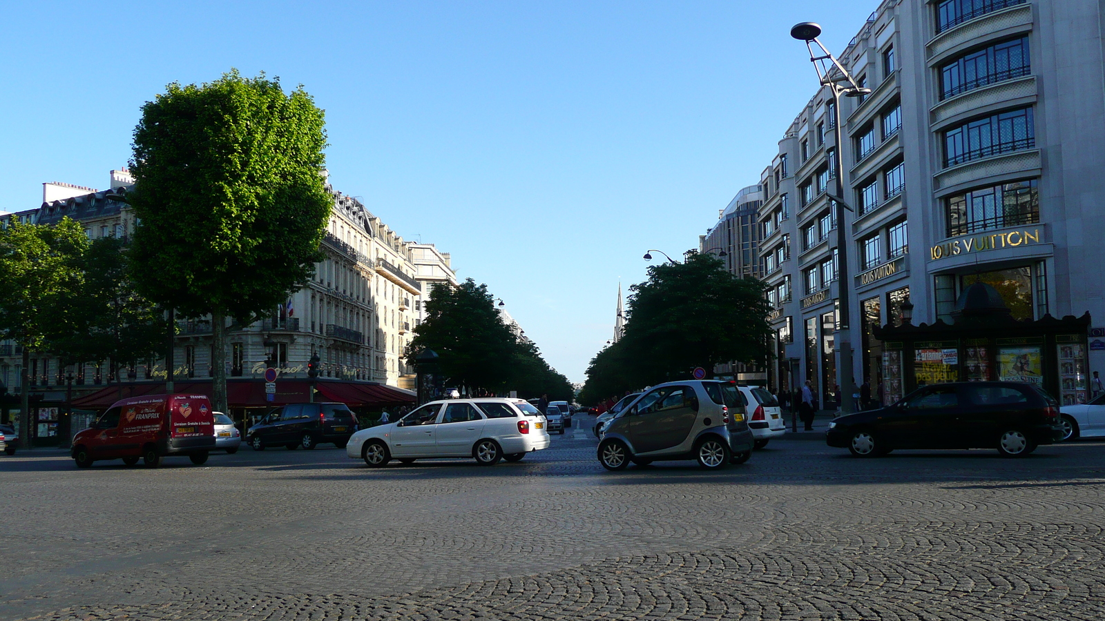 รูปถ่าย ฝรั่งเศส(France) ปารีส(Paris) ช็องเซลีเซ(Champs Elysees) 2007-04 132