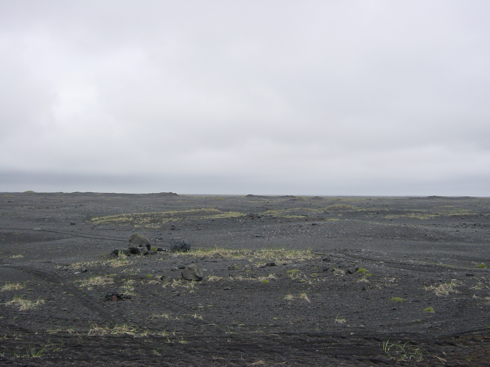 รูปถ่าย ไอซ์แลนด์(Iceland) ถนนหมายเลข 1 จากวีกไปสกาฟตาเฟลล์(Road 1 Vik to Skaftafell) 2003-06 16