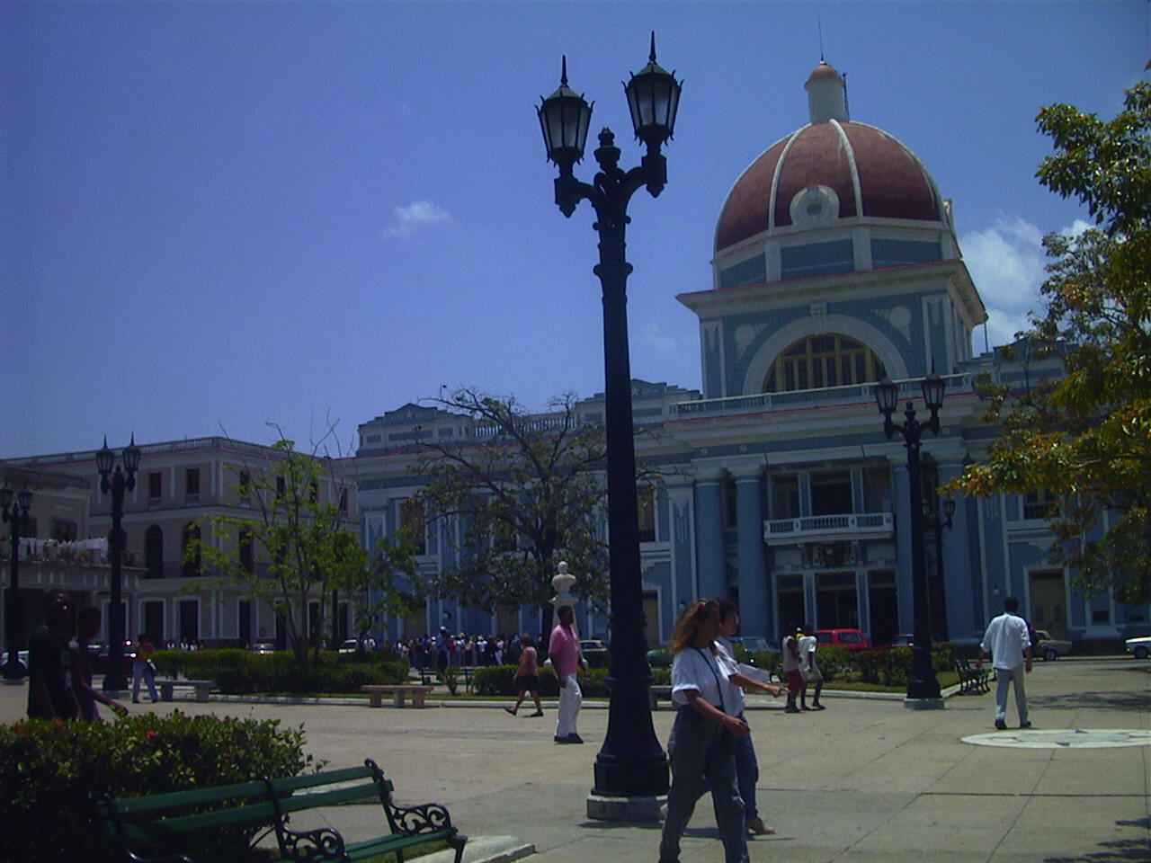 รูปถ่าย คิวบา(Cuba) เซียนฟวยโกส(Cienfuegos) 1999-04 0