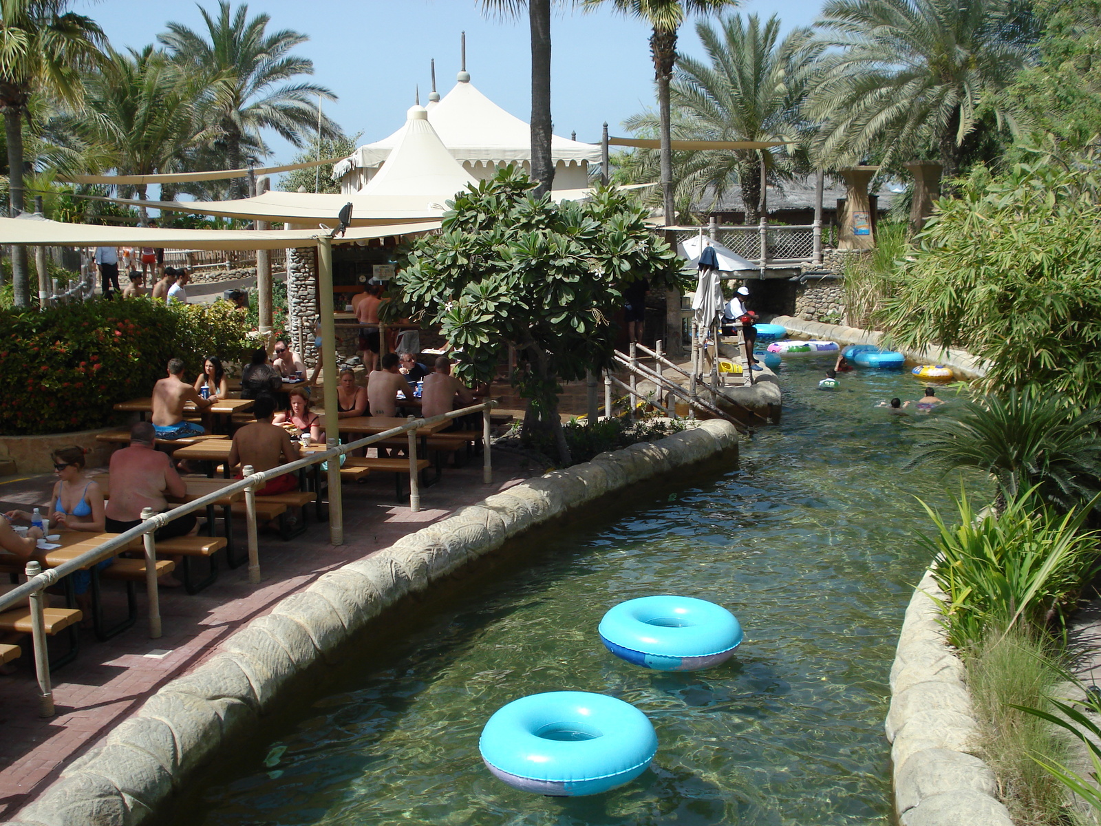 รูปถ่าย สหรัฐอาหรับเอมิเรตส์(United Arab Emirates) ดูไบ(Dubai) สวนน้ำไวลด์วาดี(Wild Wadi) 2007-03 146