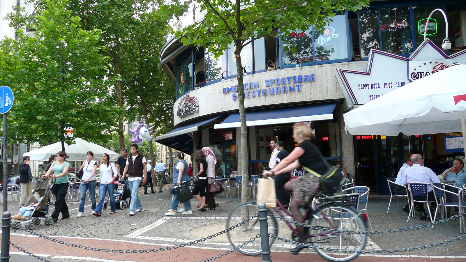 รูปถ่าย เยอรมนี(Germany) โคลอเนียล(Cologne) 2007-05 34
