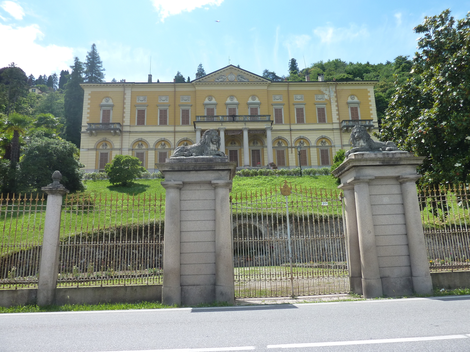 รูปถ่าย อิตาลี(Italy) อาโรนา(Arona) 2009-06 3