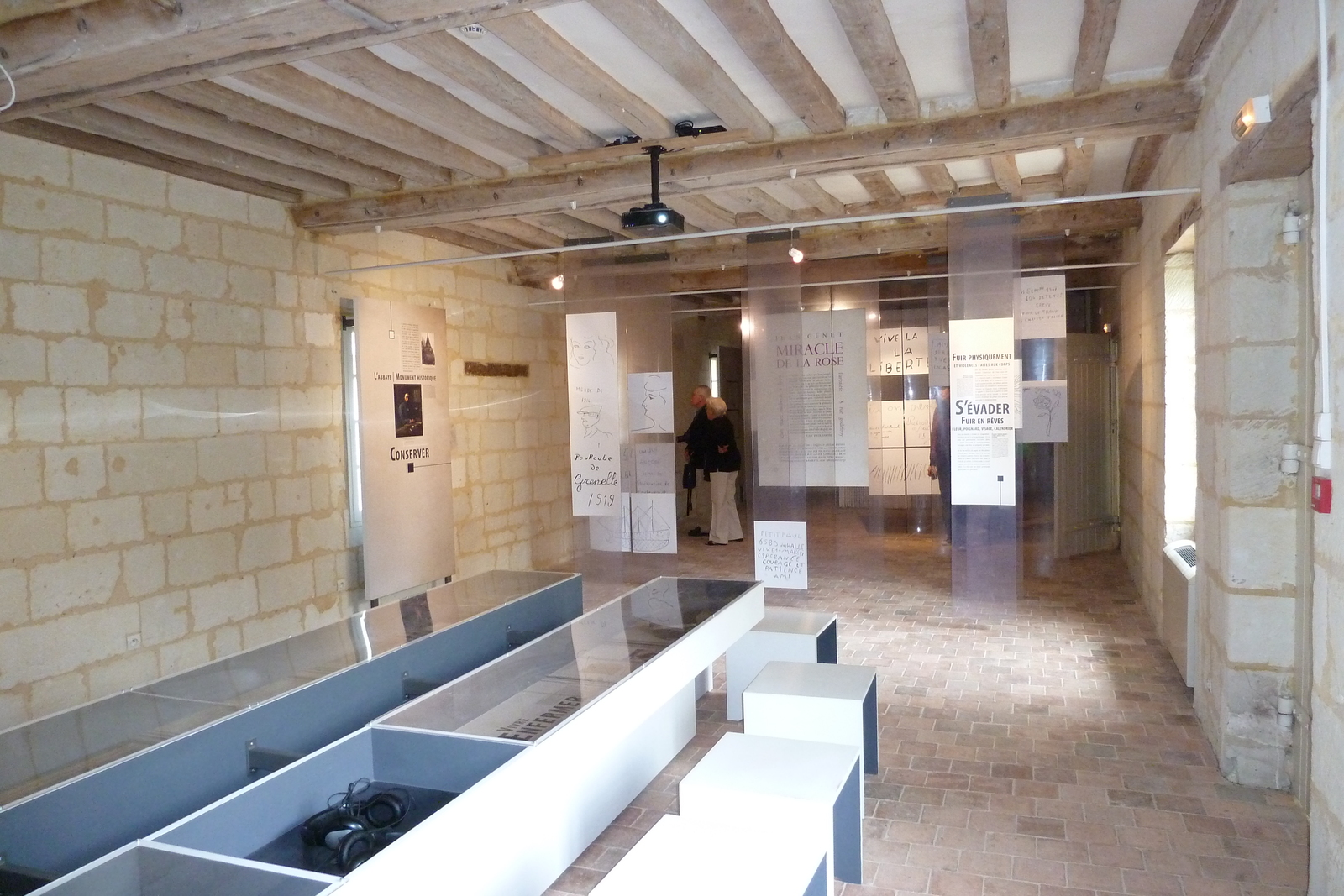 รูปถ่าย ฝรั่งเศส(France) ฟงเตอโวร์(Fontevraud) 2011-05 47
