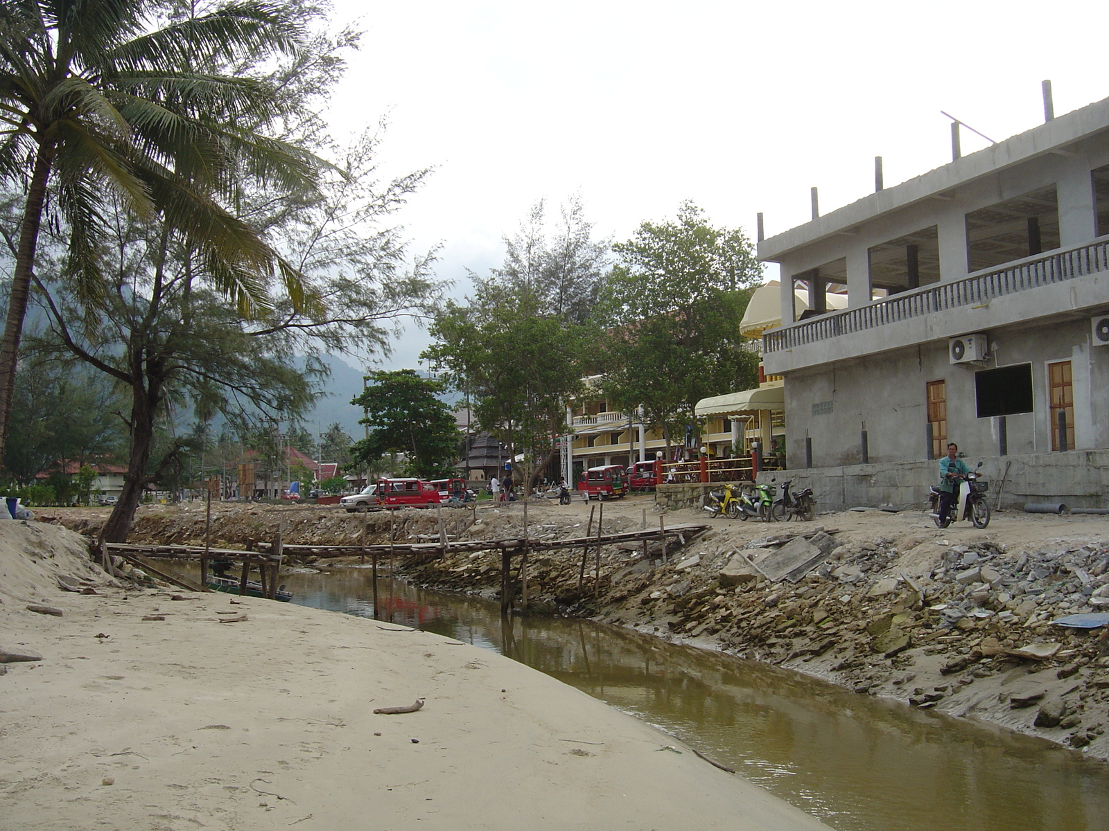 รูปถ่าย ไทย(Thailand) ภูเก็ต(Phuket) หาดกมลา(Kamala Beach) 2005-12 71