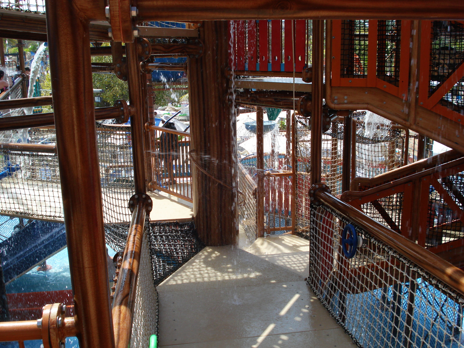 รูปถ่าย สหรัฐอาหรับเอมิเรตส์(United Arab Emirates) ดูไบ(Dubai) สวนน้ำไวลด์วาดี(Wild Wadi) 2007-03 147