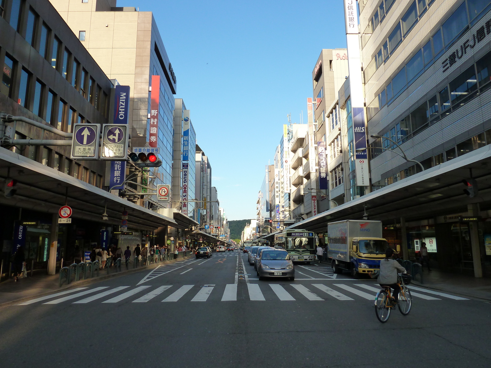 รูปถ่าย ญี่ปุ่น(Japan) เกียวโต(Kyoto) ถนนชิโจ(Shijo dori) 2010-06 22