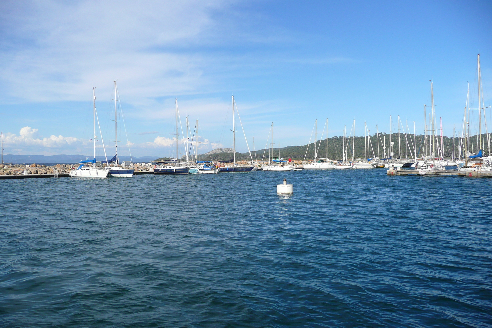 รูปถ่าย ฝรั่งเศส(France) เกาะปอร์เกอรอล(Porquerolles Island) ท่าเรือปอร์เกอรอล(Porquerolles harbour) 2008-05 49