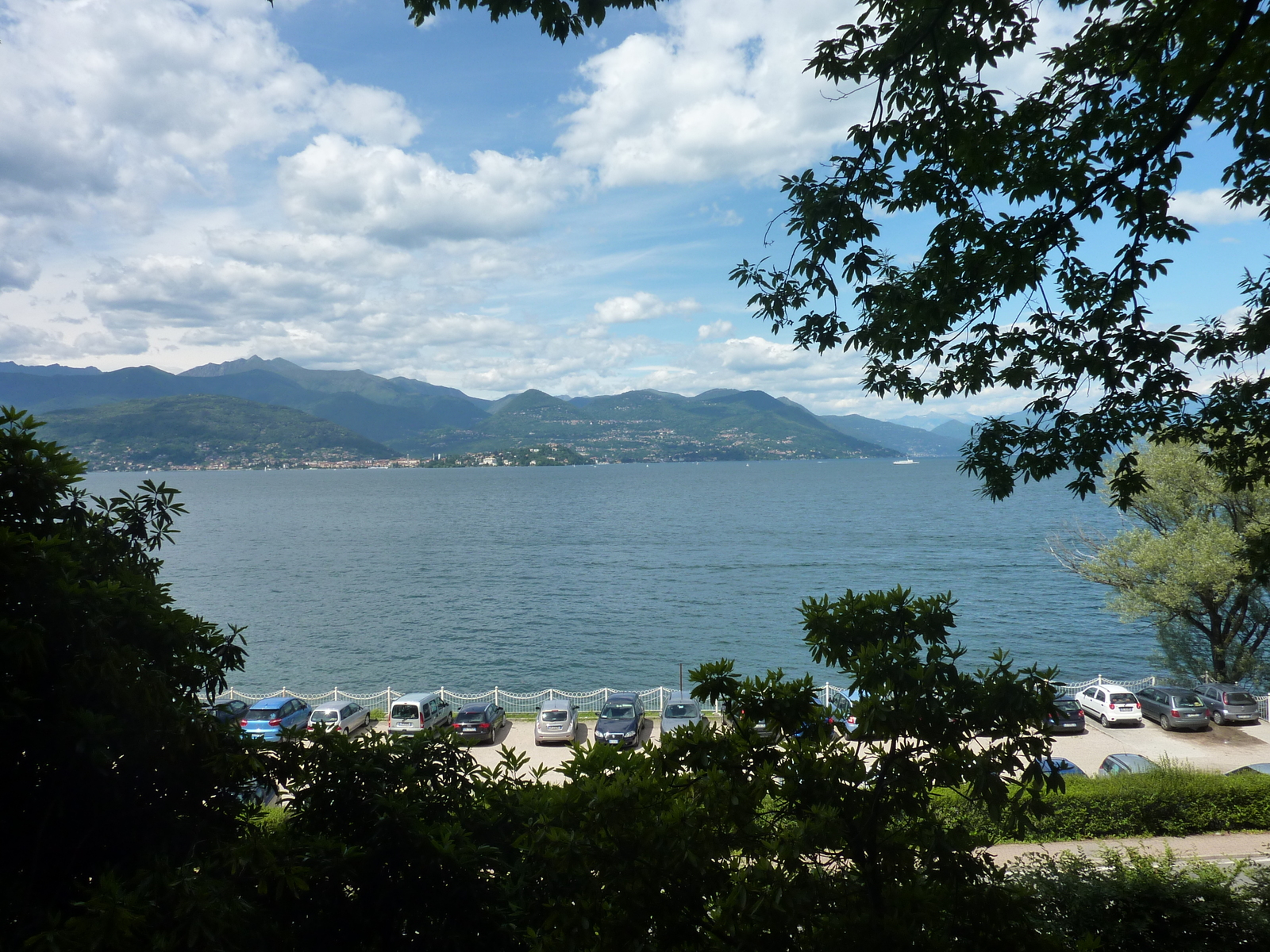 รูปถ่าย อิตาลี(Italy) วิลลาปัลลาวีชีโน(Villa Pallavicino) 2009-06 15