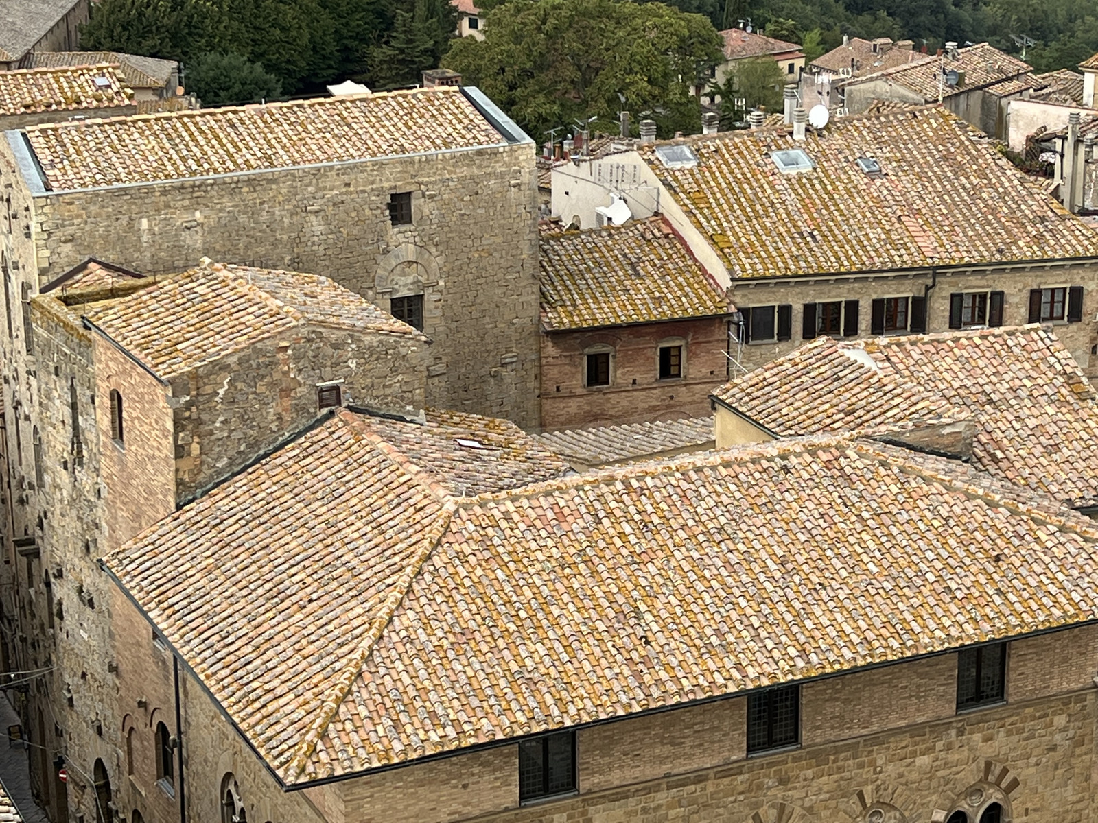 รูปถ่าย อิตาลี(Italy) วอลแตร์รา(Volterra) วังเดย์ปรีโอรี(Palazzo dei Priori) 2021-09 5