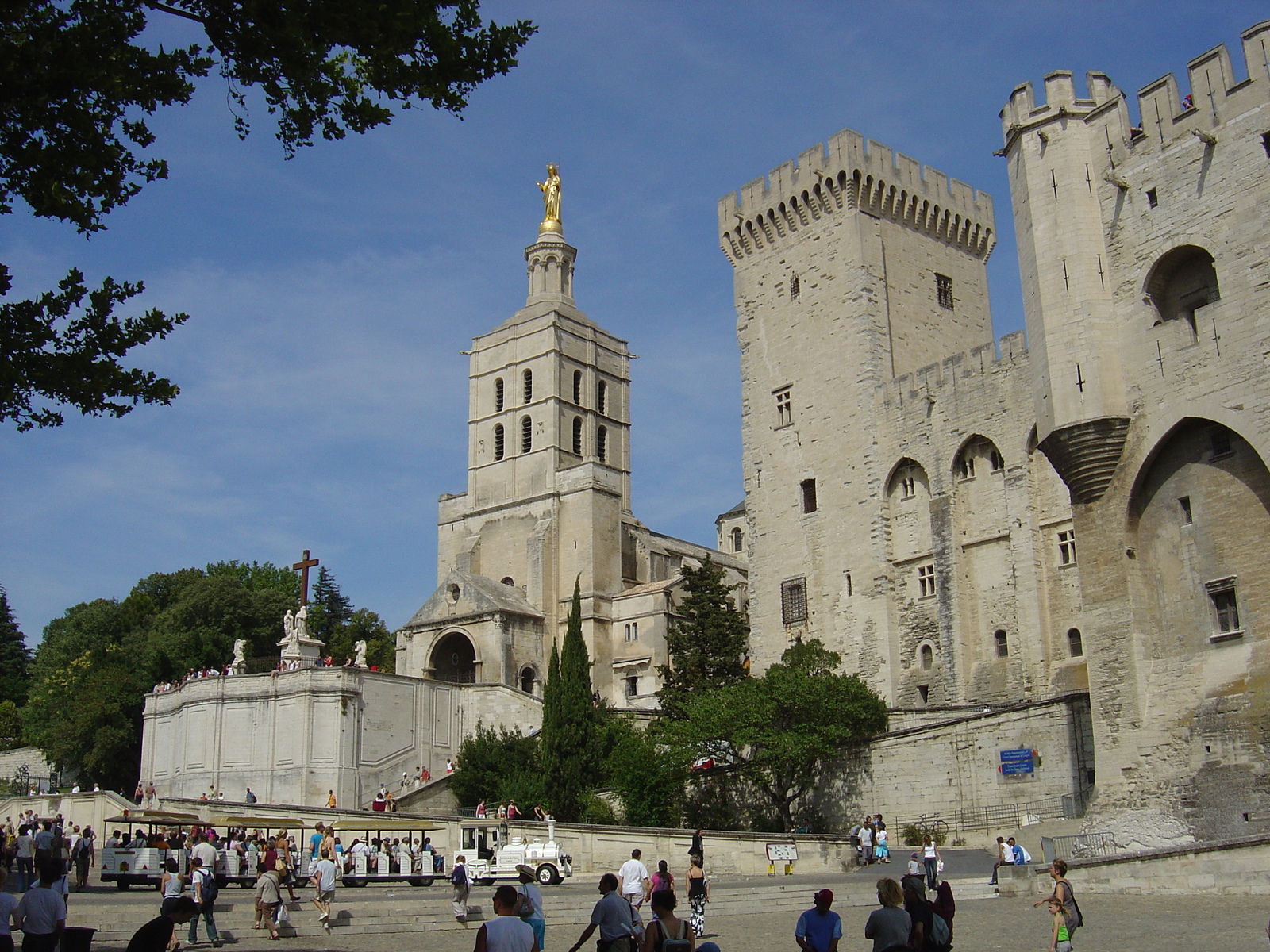 รูปถ่าย ฝรั่งเศส(France) อาวิกนีอง(Avignon) 2004-08 30