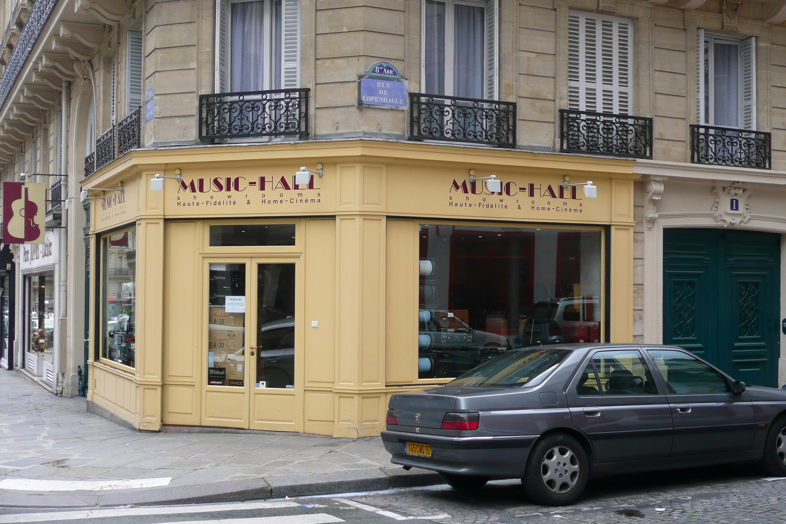 รูปถ่าย ฝรั่งเศส(France) ปารีส(Paris) ถนนโรม(Rue de Rome) 2007-06 24