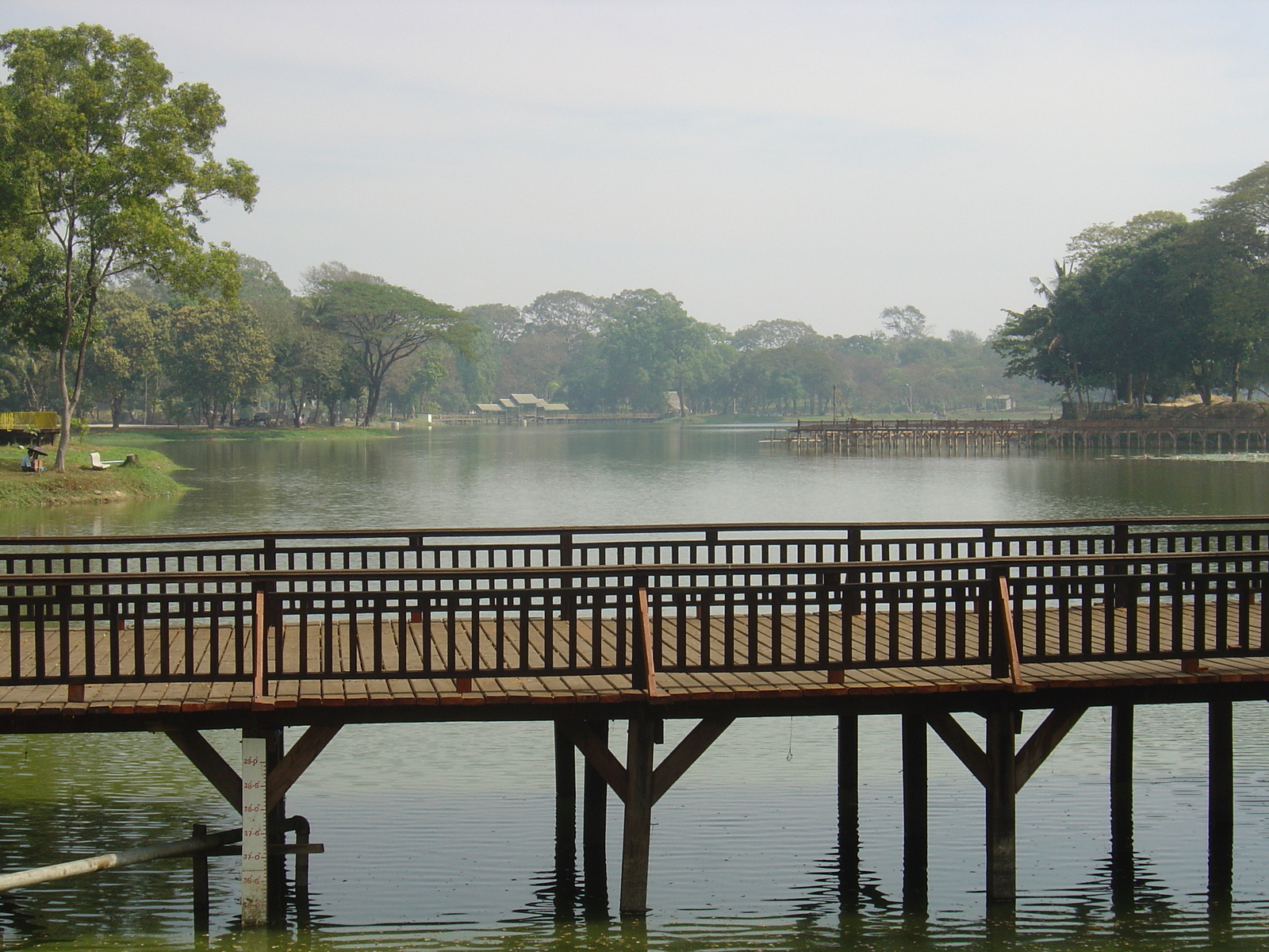 รูปถ่าย พม่า(Myanmar) ย่างกุ้ง(Yangon) 2005-01 114