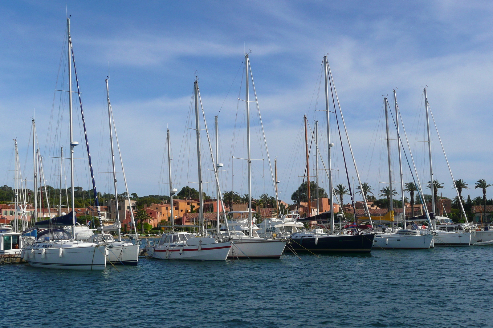 รูปถ่าย ฝรั่งเศส(France) เกาะปอร์เกอรอล(Porquerolles Island) ท่าเรือปอร์เกอรอล(Porquerolles harbour) 2008-05 46