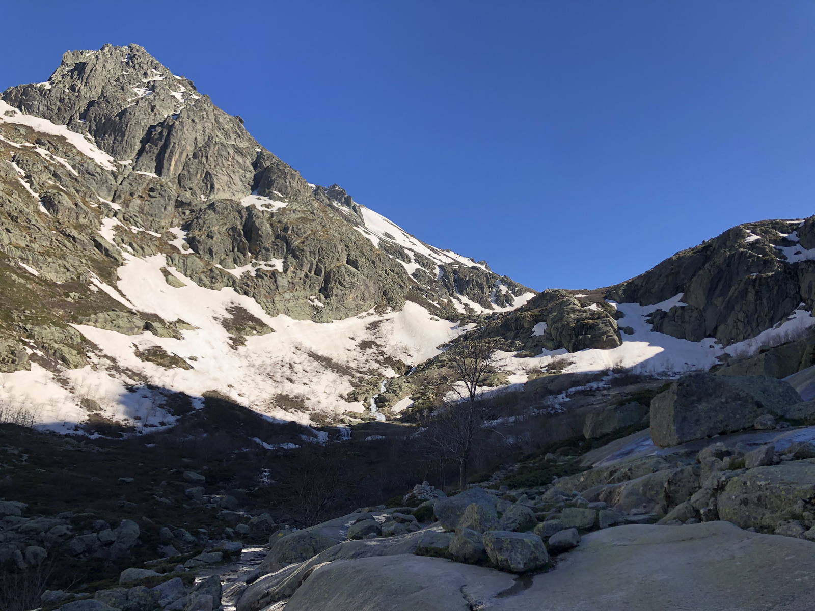 รูปถ่าย ฝรั่งเศส(France) คอร์สิคา(Corsica) ทะเลสาบเมโลและกาปีเตลโล(Lac de Melo et Capitello) 2021-06 59