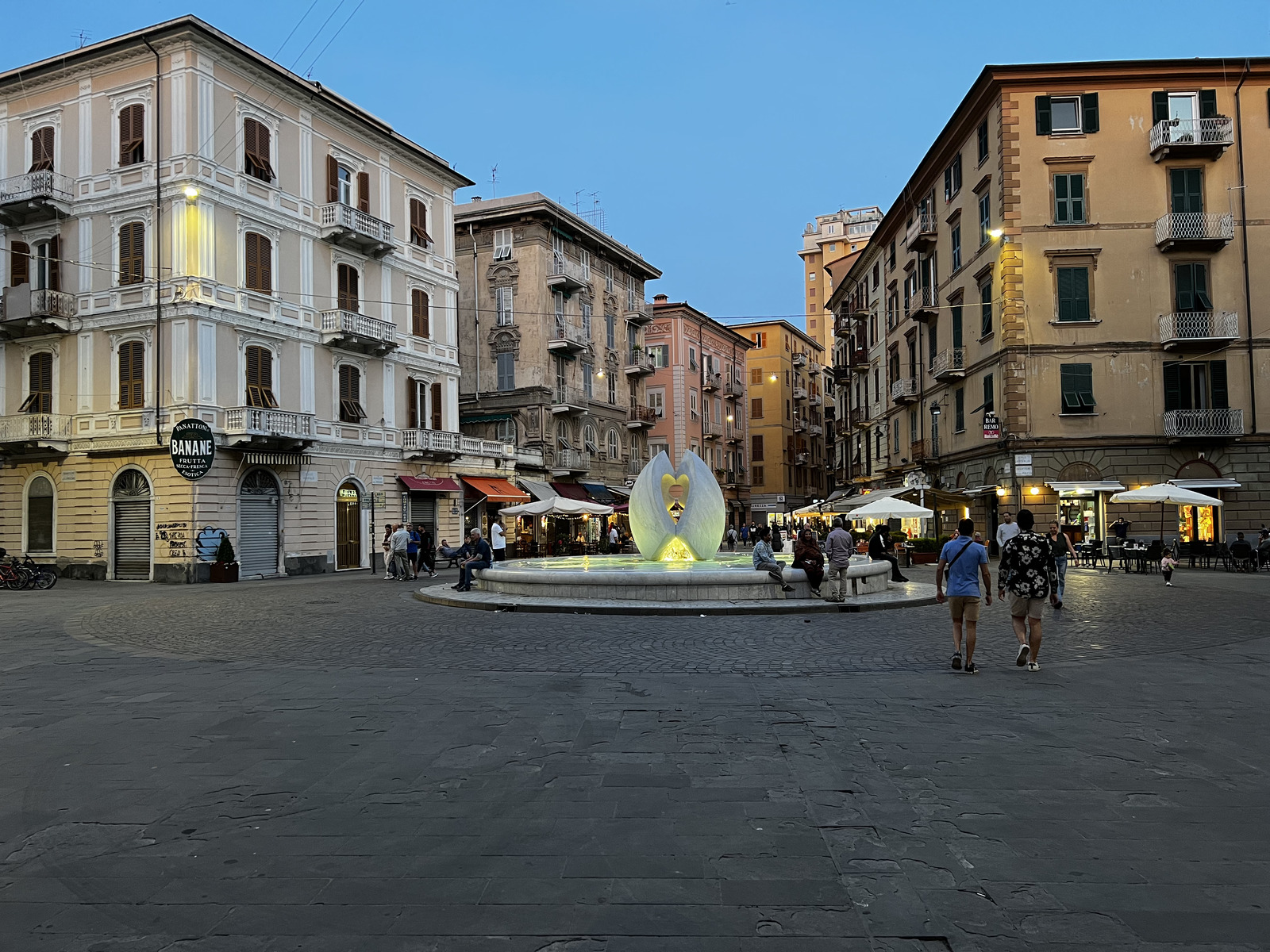 รูปถ่าย อิตาลี(Italy) ลาสเปเซีย(La Spezia) 2022-05 3