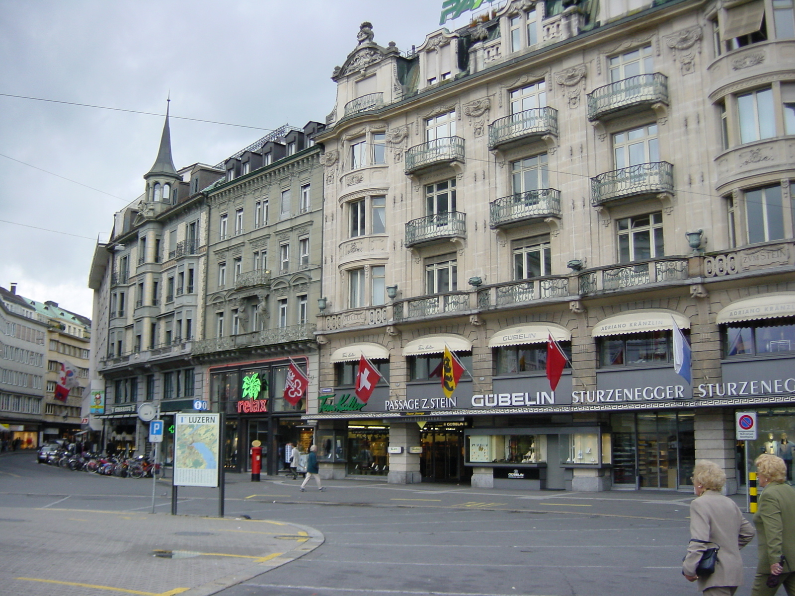 รูปถ่าย สวิสเซอร์แลนด์(Switzerland) ลูเซิร์น(Lucerne) 2001-10 23