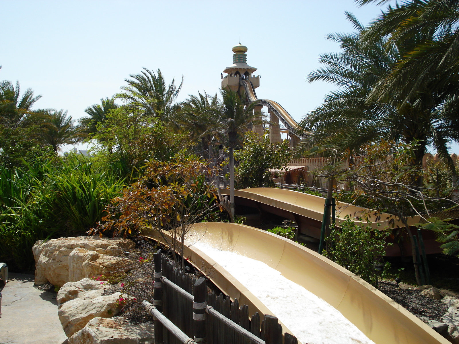 รูปถ่าย สหรัฐอาหรับเอมิเรตส์(United Arab Emirates) ดูไบ(Dubai) สวนน้ำไวลด์วาดี(Wild Wadi) 2007-03 163