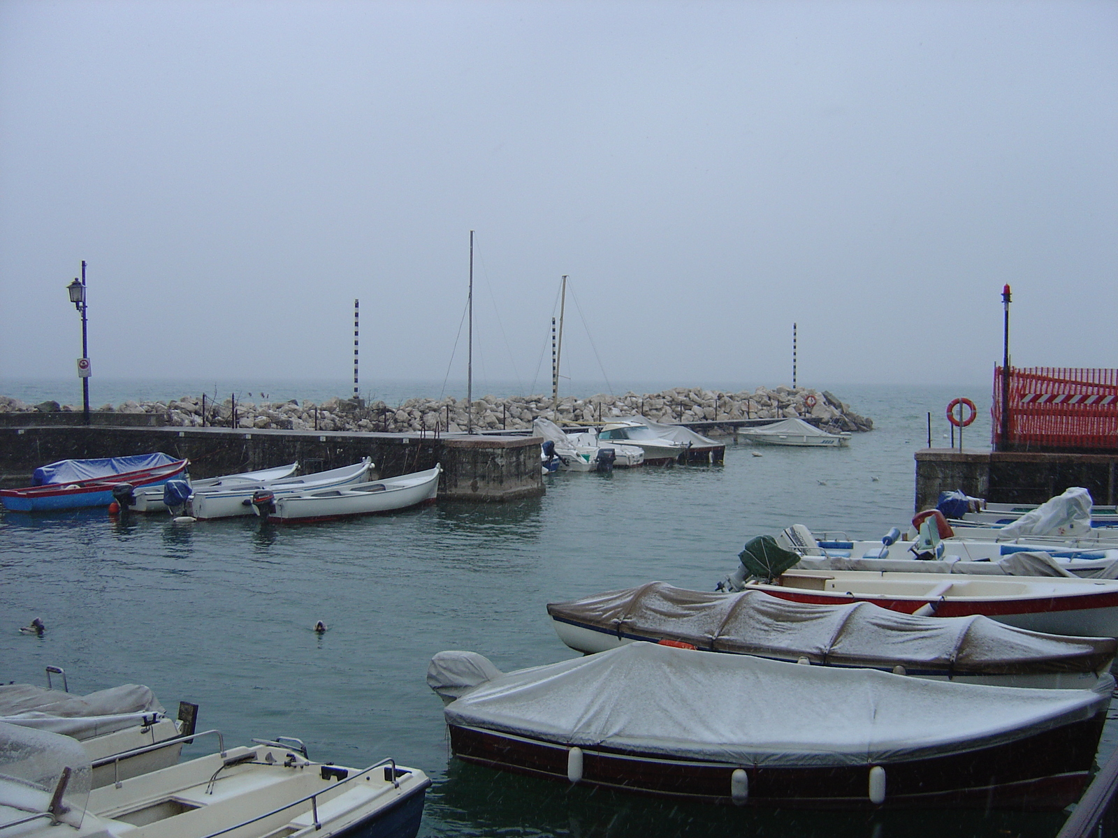 รูปถ่าย อิตาลี(Italy) เดเซนซาโนเดลการ์ดา(Desenzano del Garda) 2005-03 5