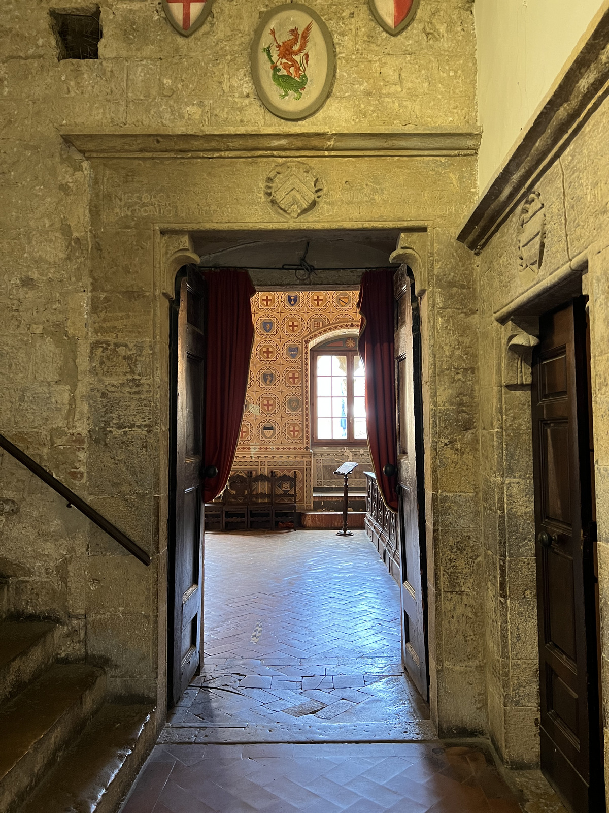รูปถ่าย อิตาลี(Italy) วอลแตร์รา(Volterra) วังเดย์ปรีโอรี(Palazzo dei Priori) 2021-09 71