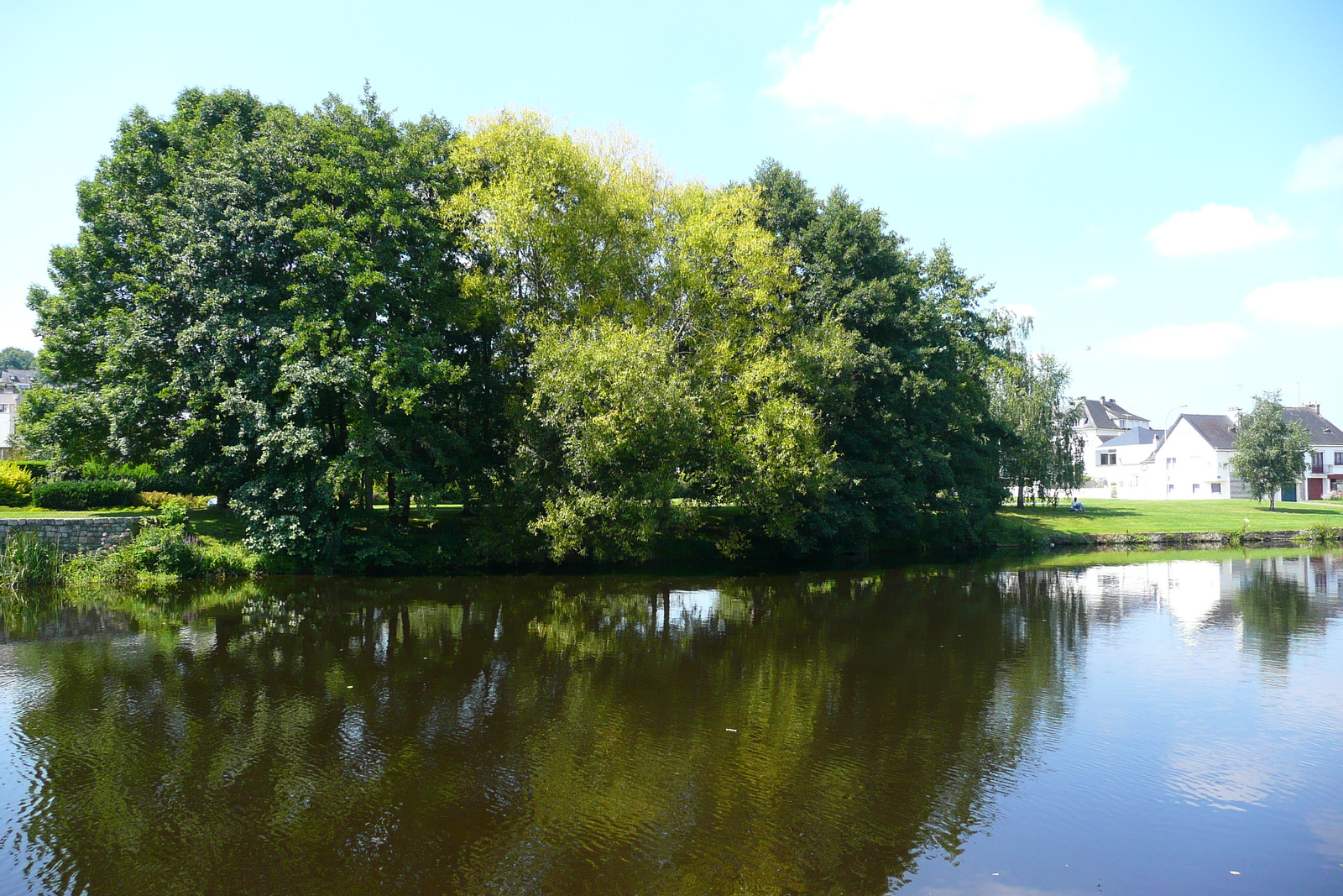 รูปถ่าย ฝรั่งเศส(France) ปองติวี่(Pontivy) 2007-08 15