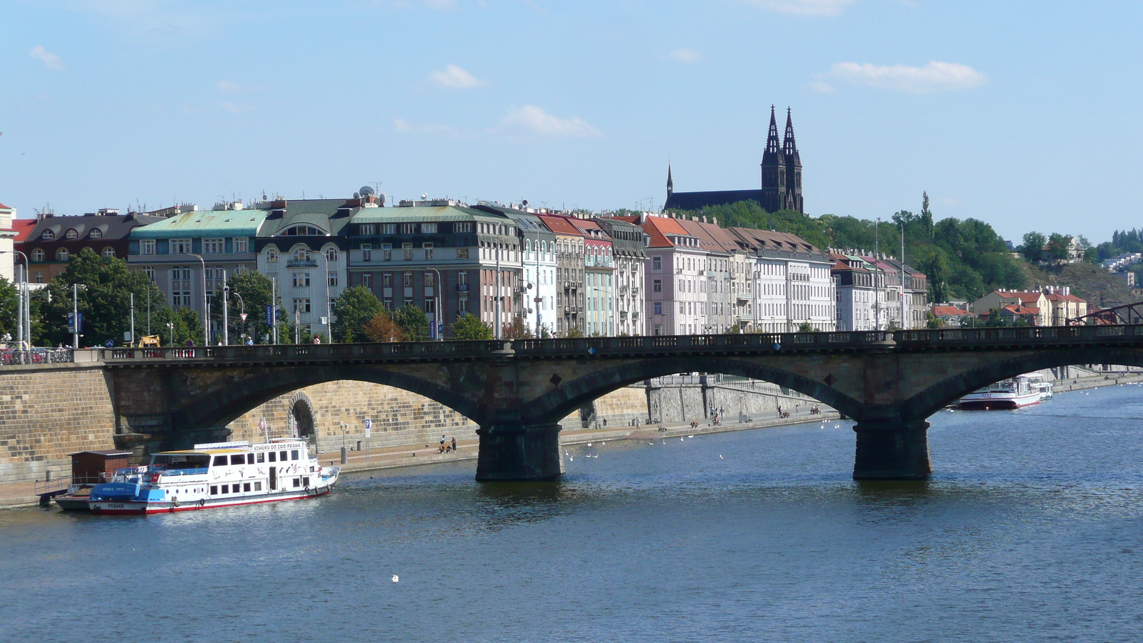รูปถ่าย สาธารณรัฐเช็ก(Czech Republic) ปราก(Prague) แม่น้ำวัลตาวา(Vltava river) 2007-07 35