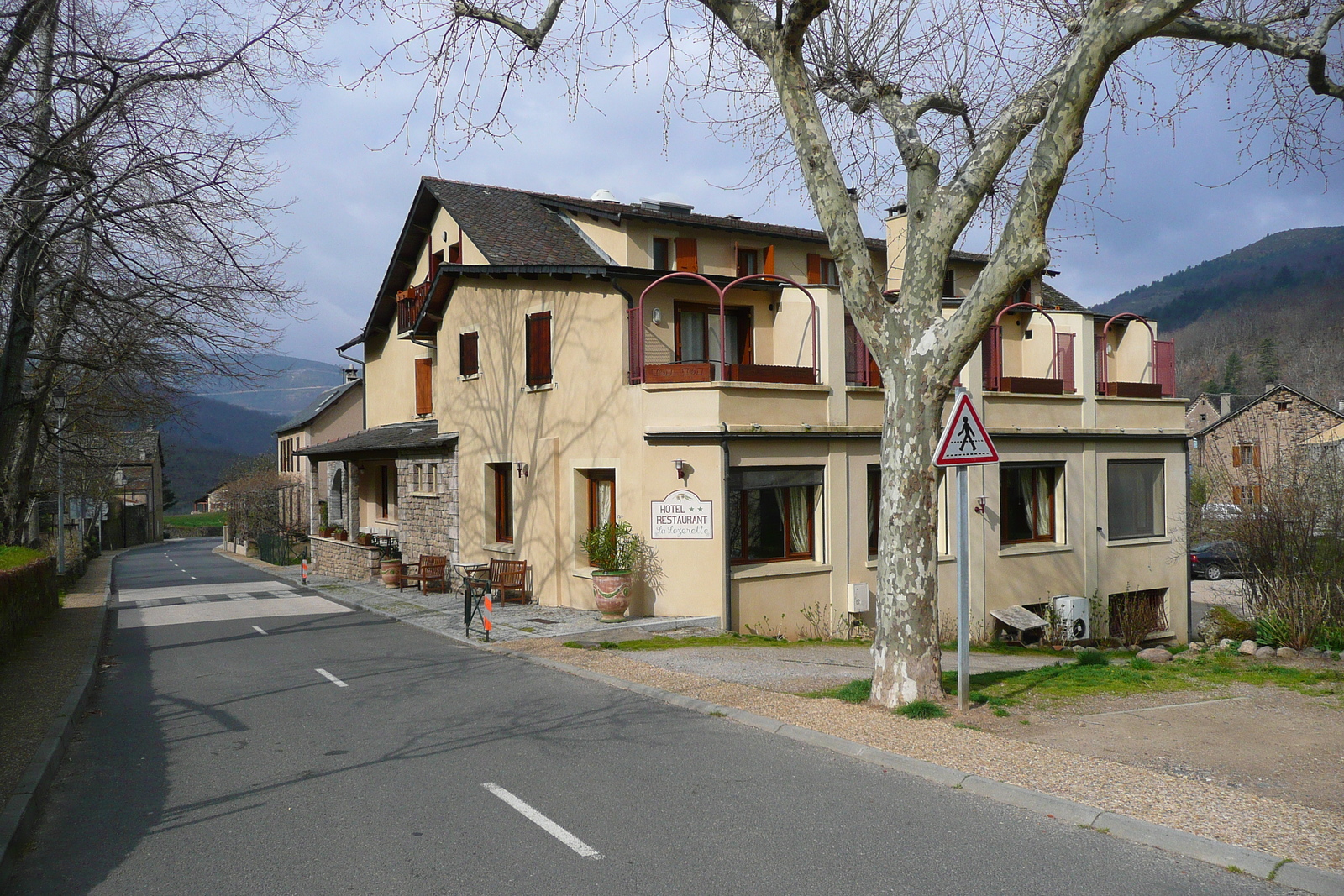รูปถ่าย ฝรั่งเศส(France) โกกูแรส(Cocures) 2008-04 28