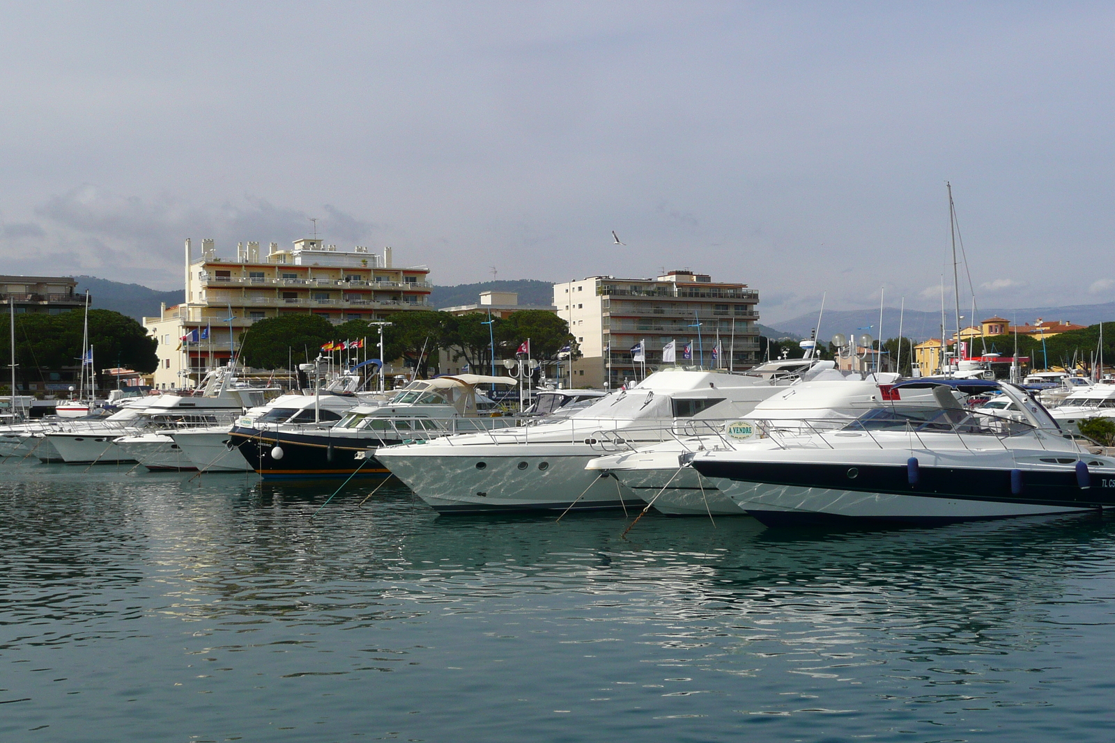 รูปถ่าย ฝรั่งเศส(France) ลานาปูล(La Napoule) ท่าเรือลานาปูล(Port La Napoule) 2008-03 44