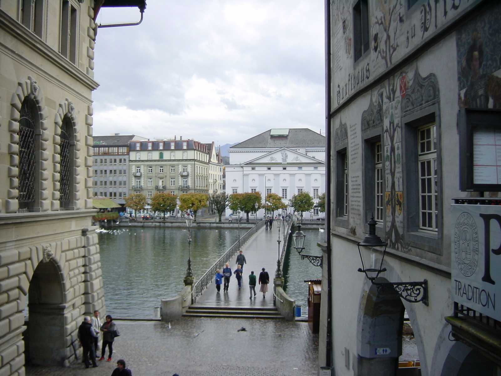 รูปถ่าย สวิสเซอร์แลนด์(Switzerland) ลูเซิร์น(Lucerne) 2001-10 2