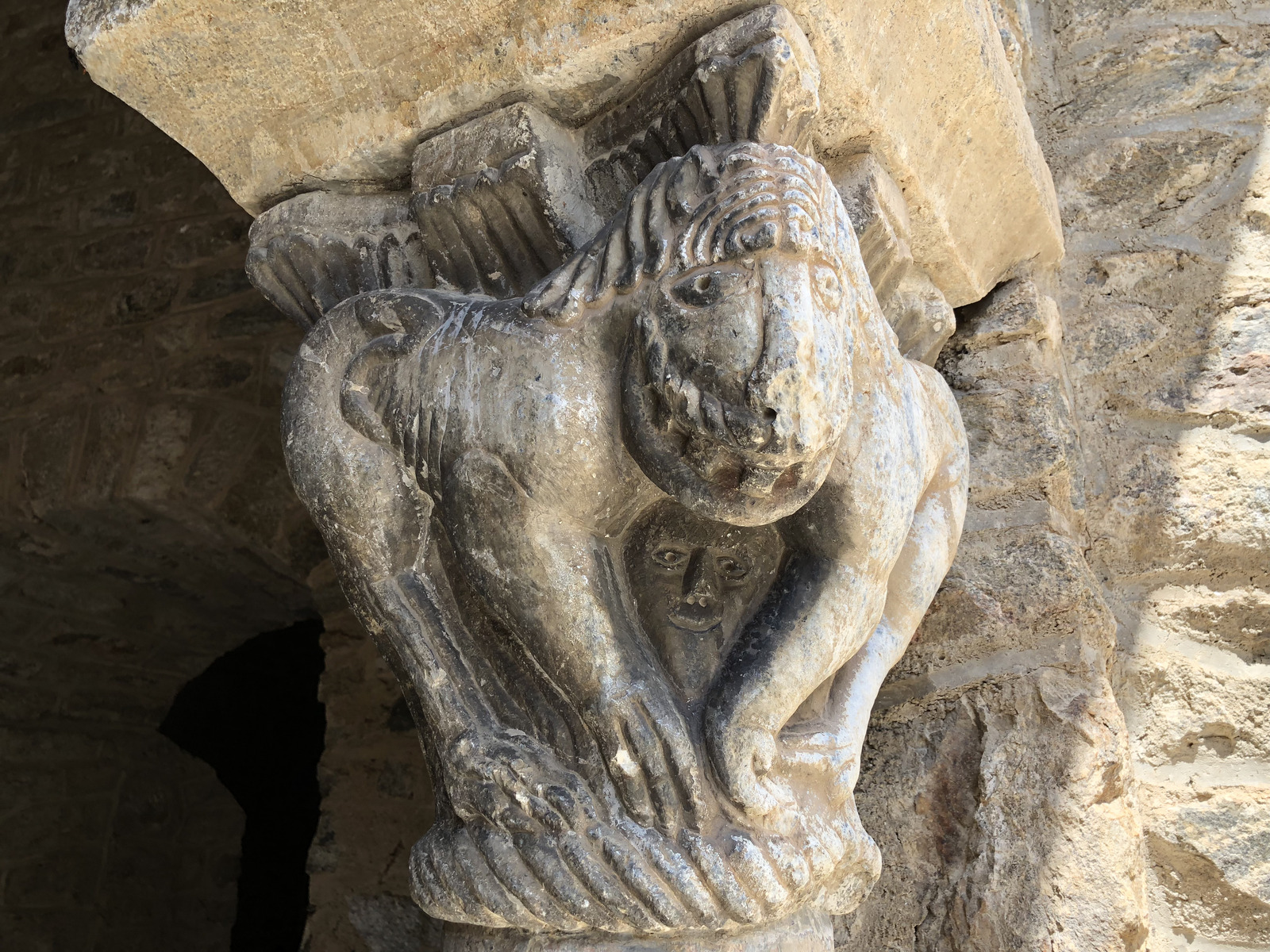 รูปถ่าย ฝรั่งเศส(France) แอบบีแซ็งมาร์แต็งดูกานีกู(Abbaye Saint Martin du Canigou) 2018-04 68