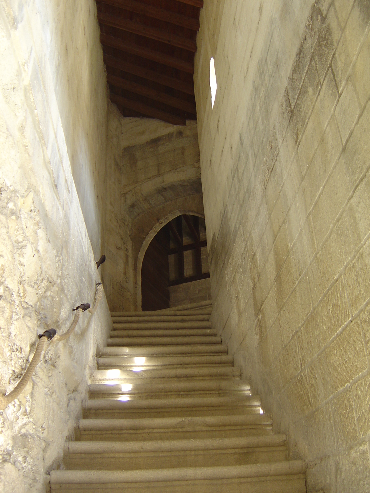 รูปถ่าย ฝรั่งเศส(France) อาวิกนีอง(Avignon) 2004-08 28